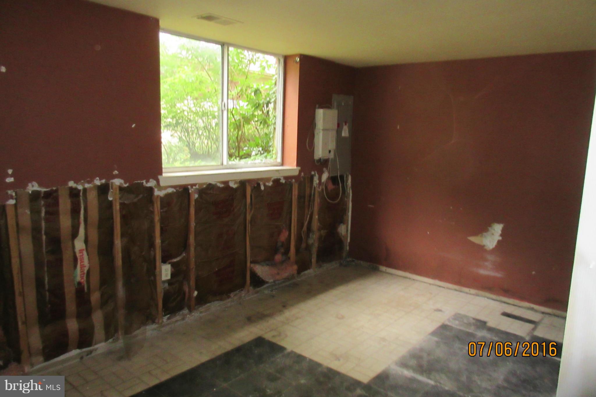 VILLAGE OF HICKORY RIDGE - Residential