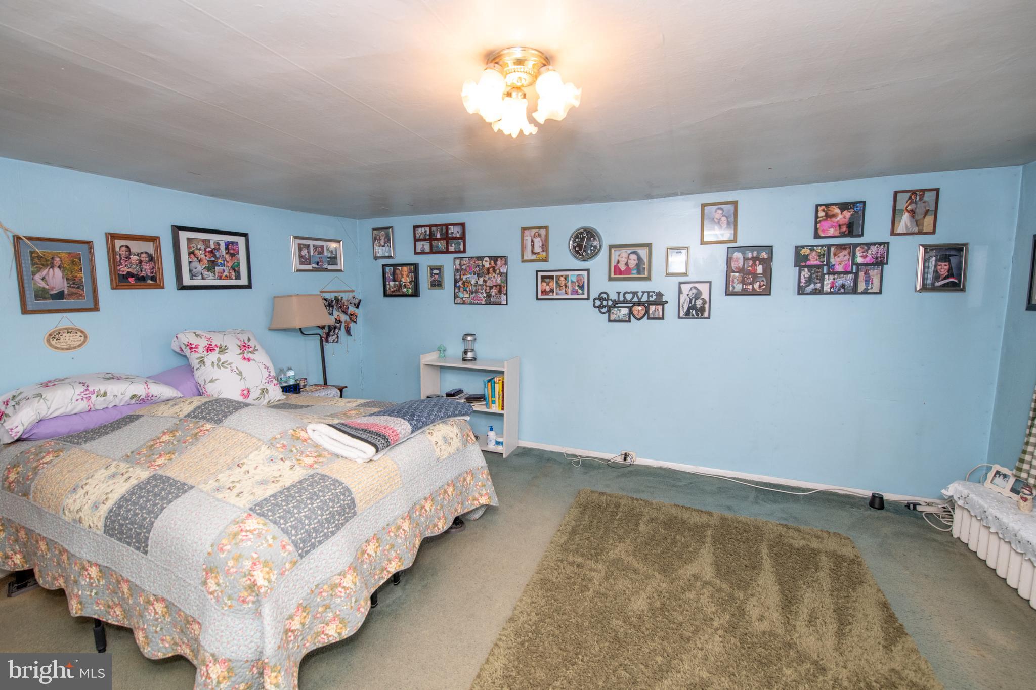 BRIDESBURG - Residential