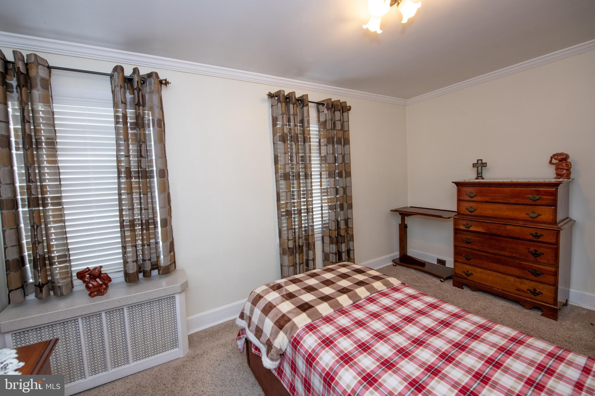 BRIDESBURG - Residential