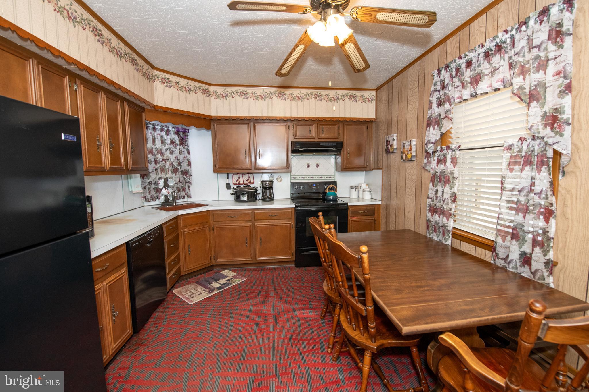 BRIDESBURG - Residential