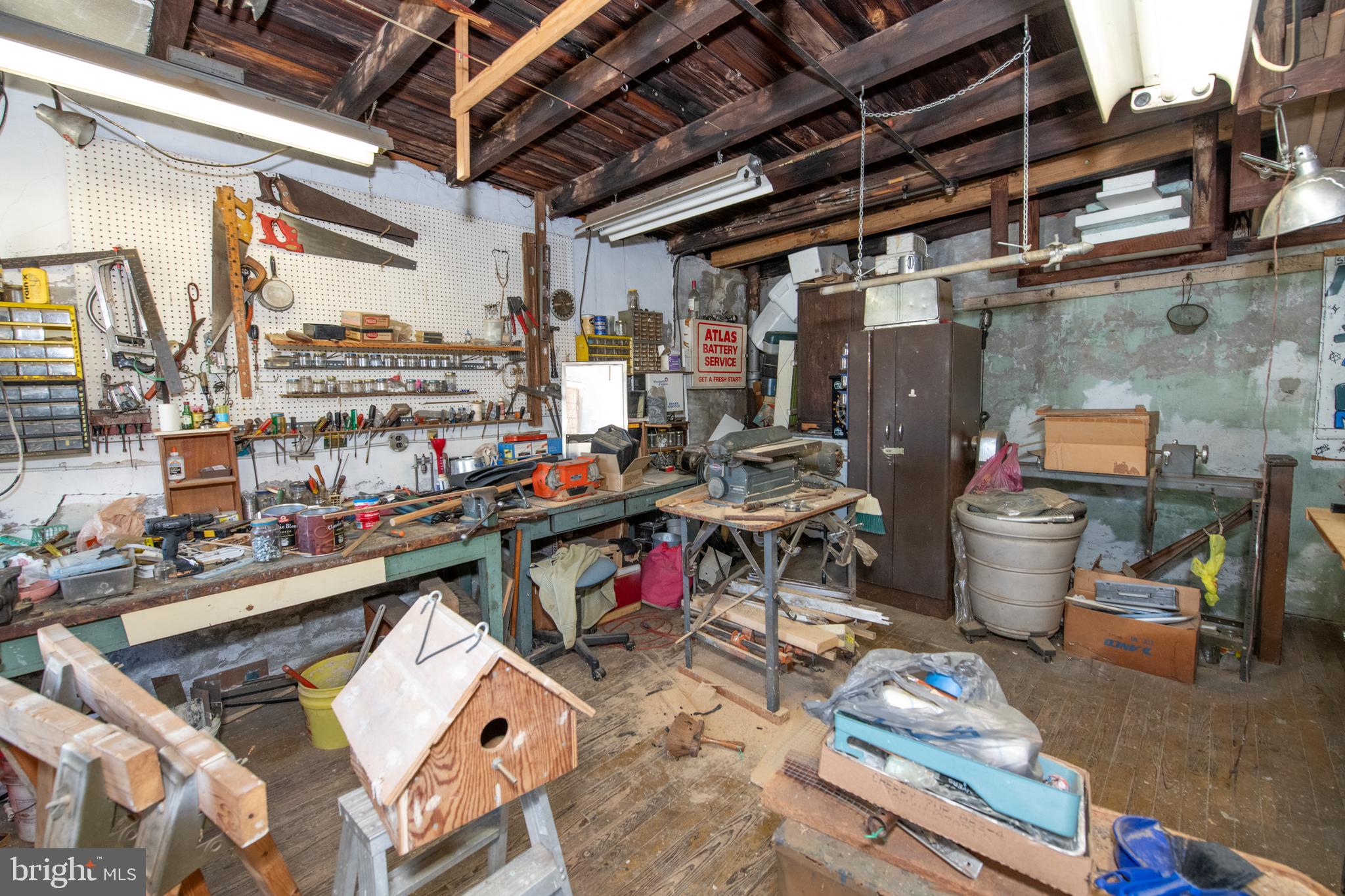 BRIDESBURG - Residential