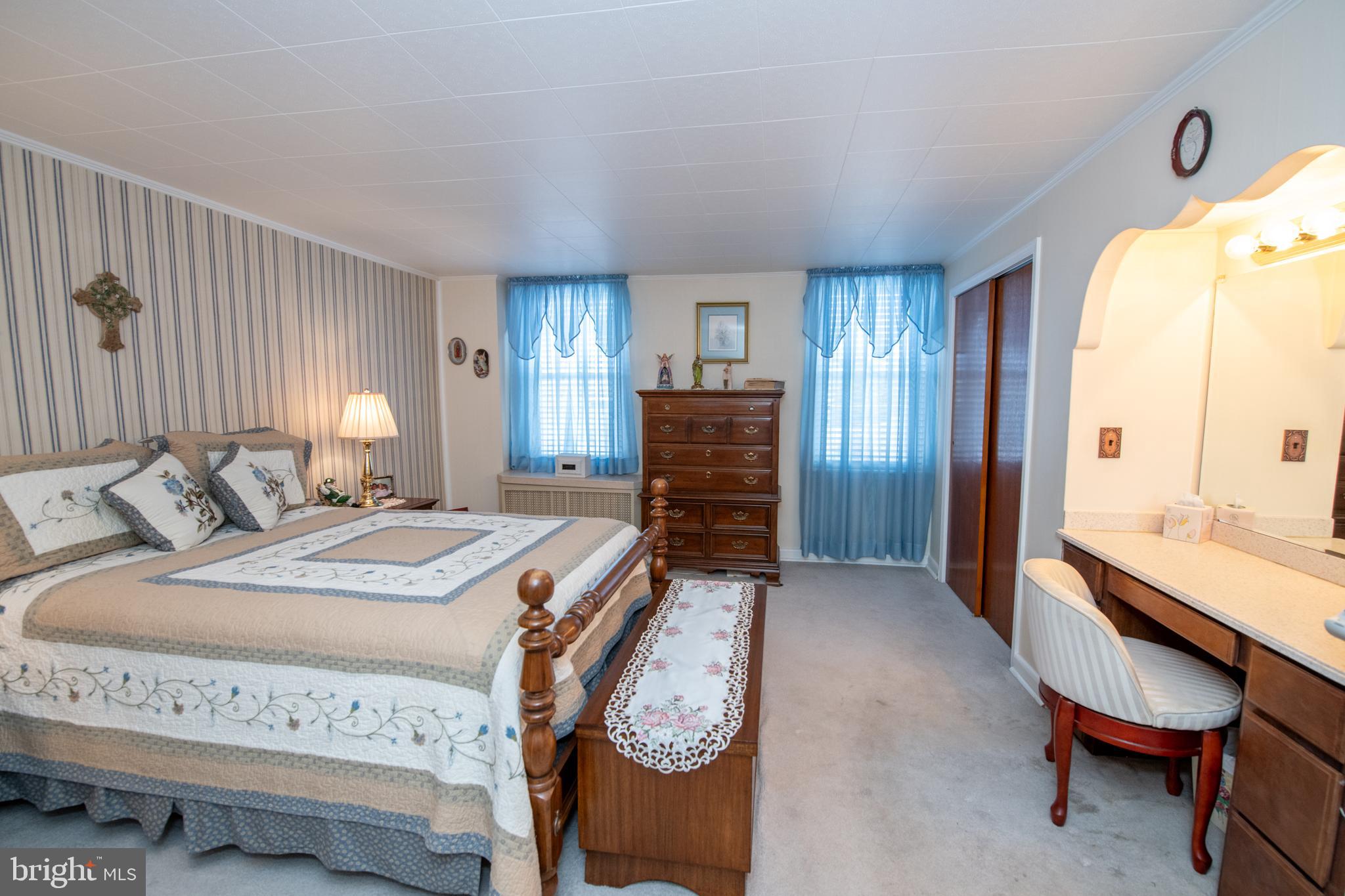 BRIDESBURG - Residential