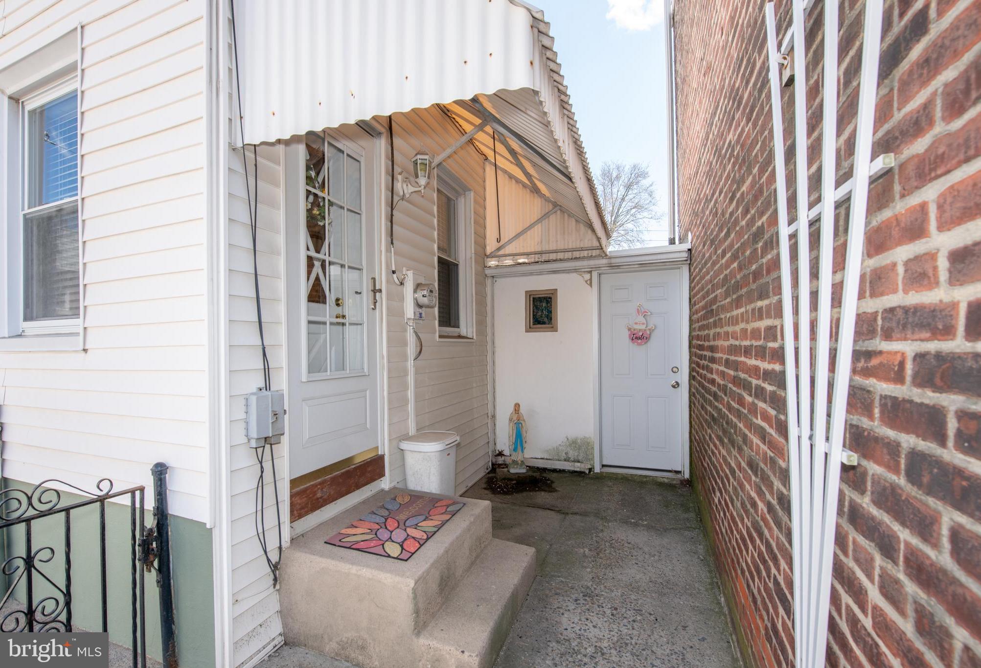 BRIDESBURG - Residential