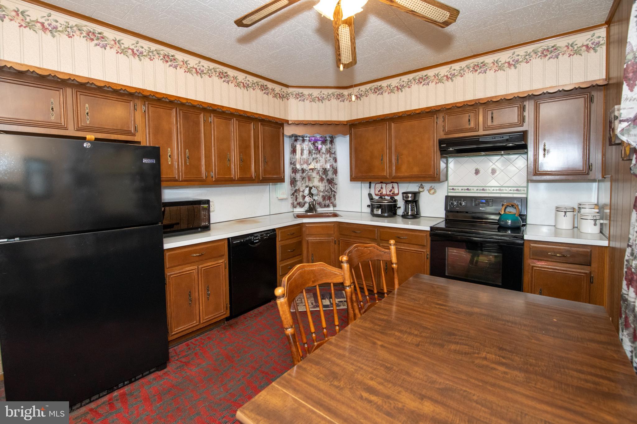 BRIDESBURG - Residential