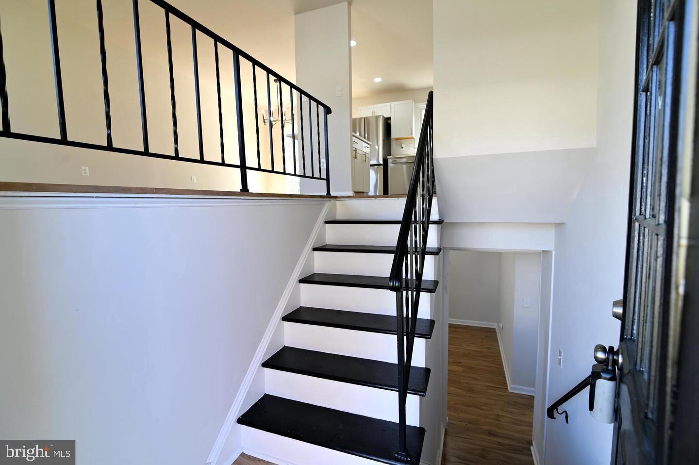 2124 BELL TREE LANE