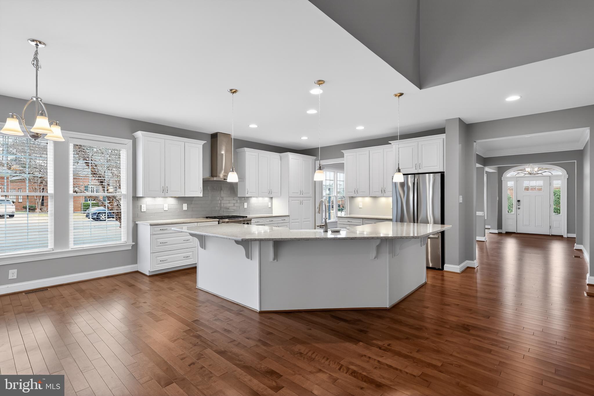 5160 FARMOUNT TERRACE 16