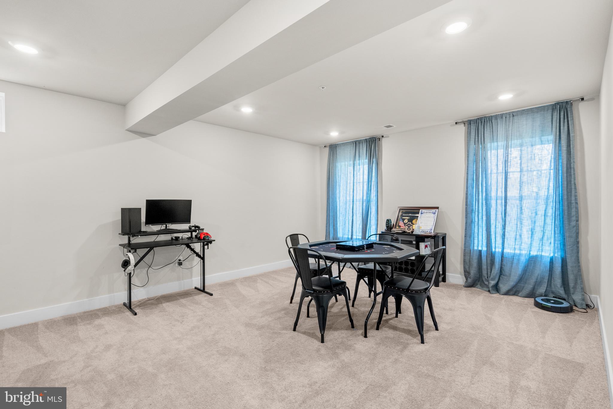 STONEHAVEN - Residential