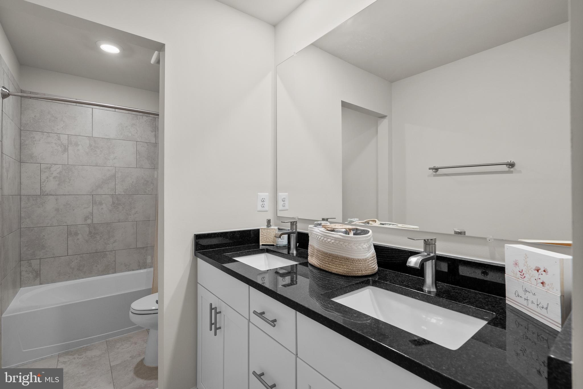 STONEHAVEN - Residential