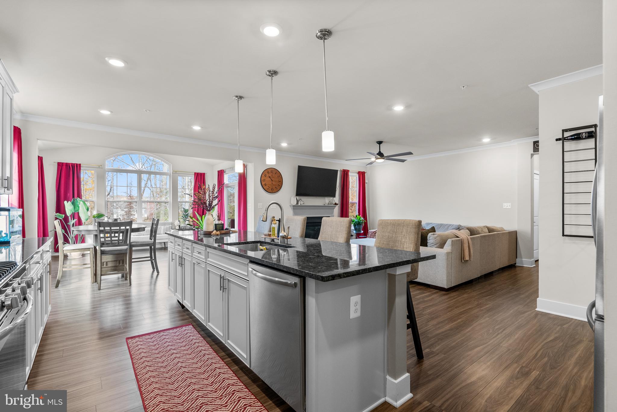 STONEHAVEN - Residential