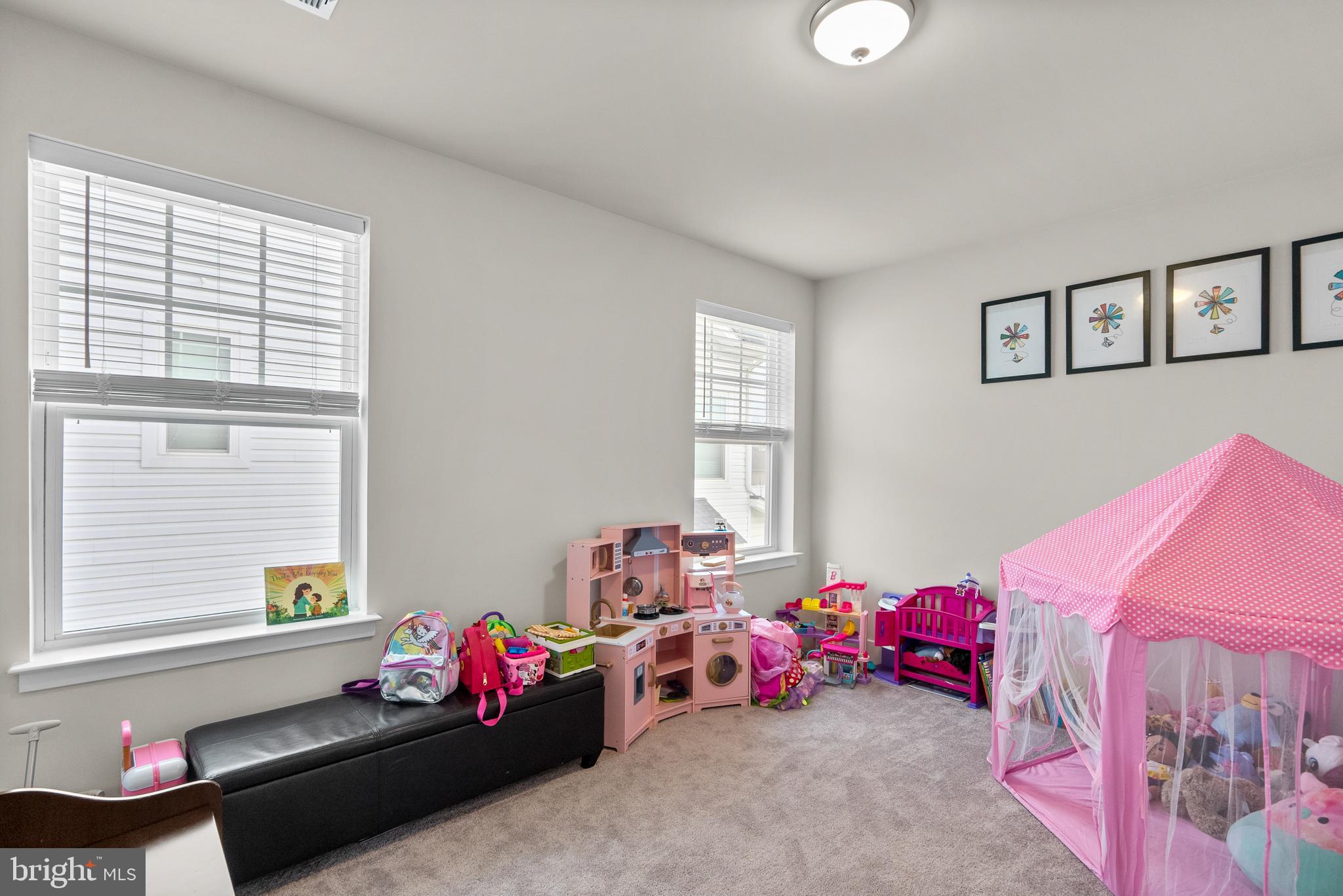 STONEHAVEN - Residential