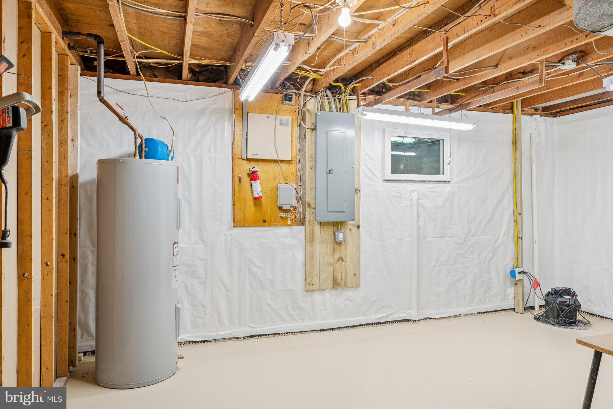 LAKE RIDGE - Residential