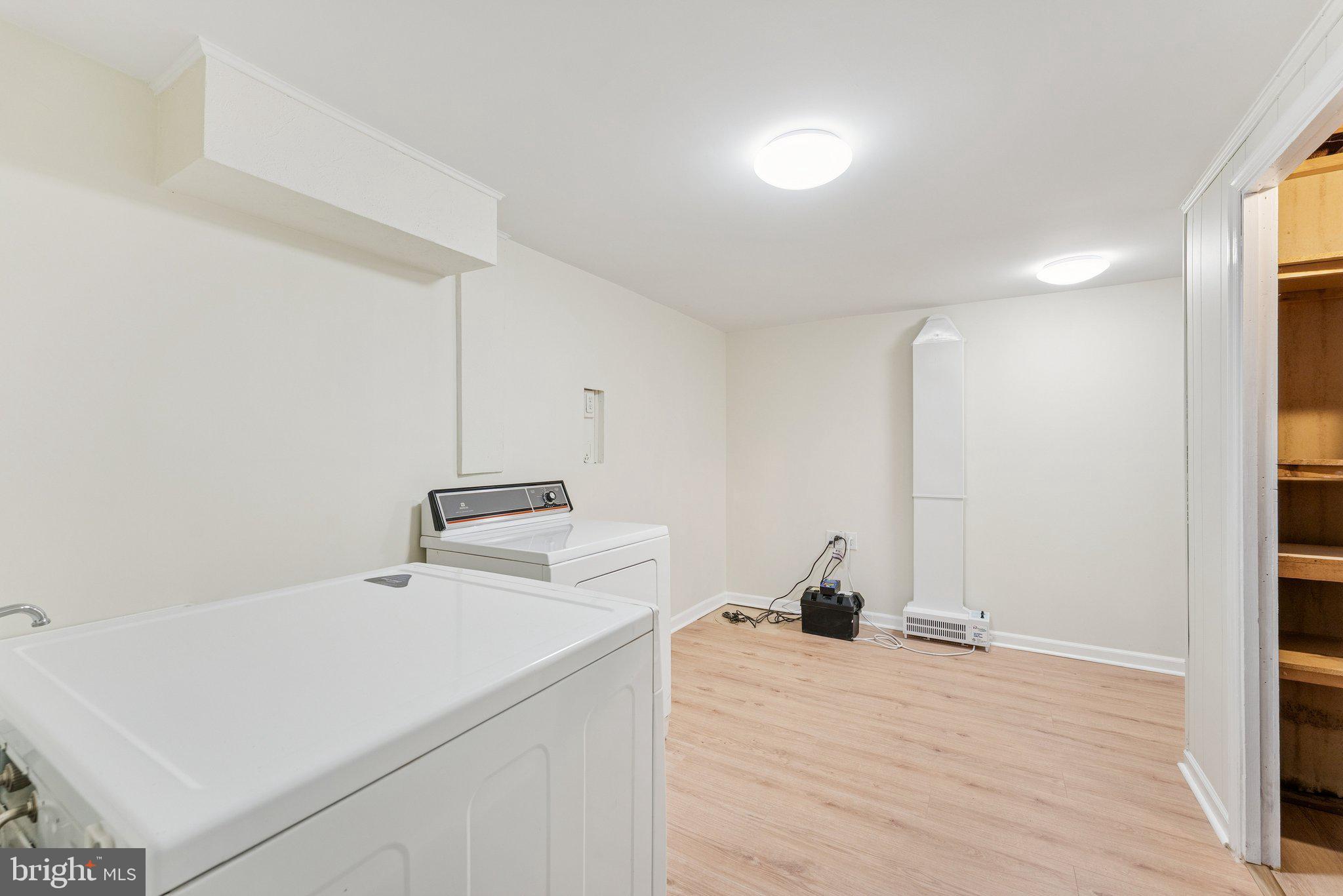 LAKE RIDGE - Residential