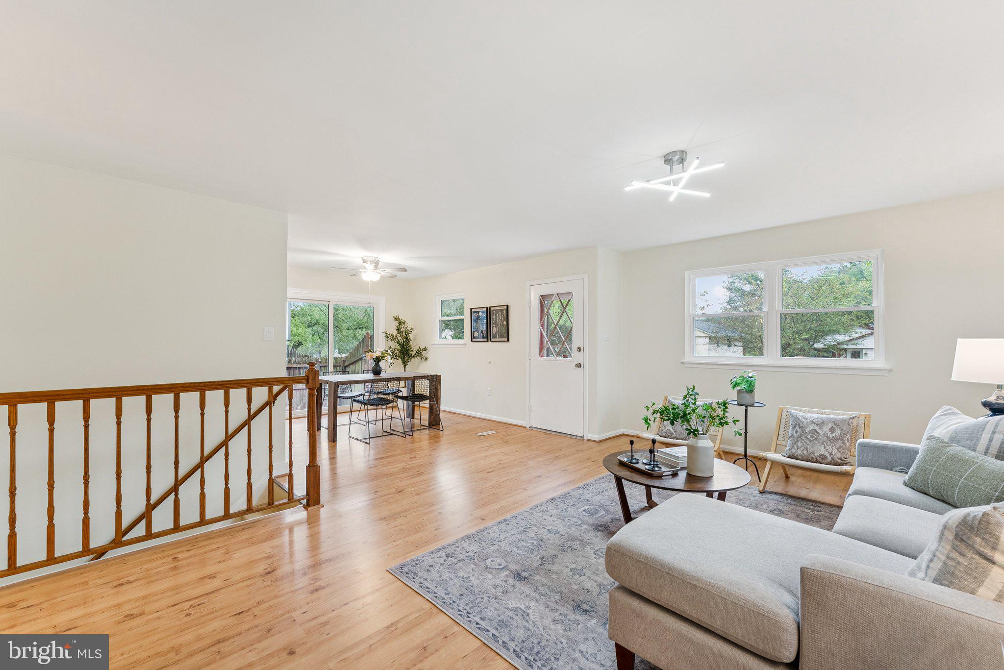 LAKE RIDGE - Residential