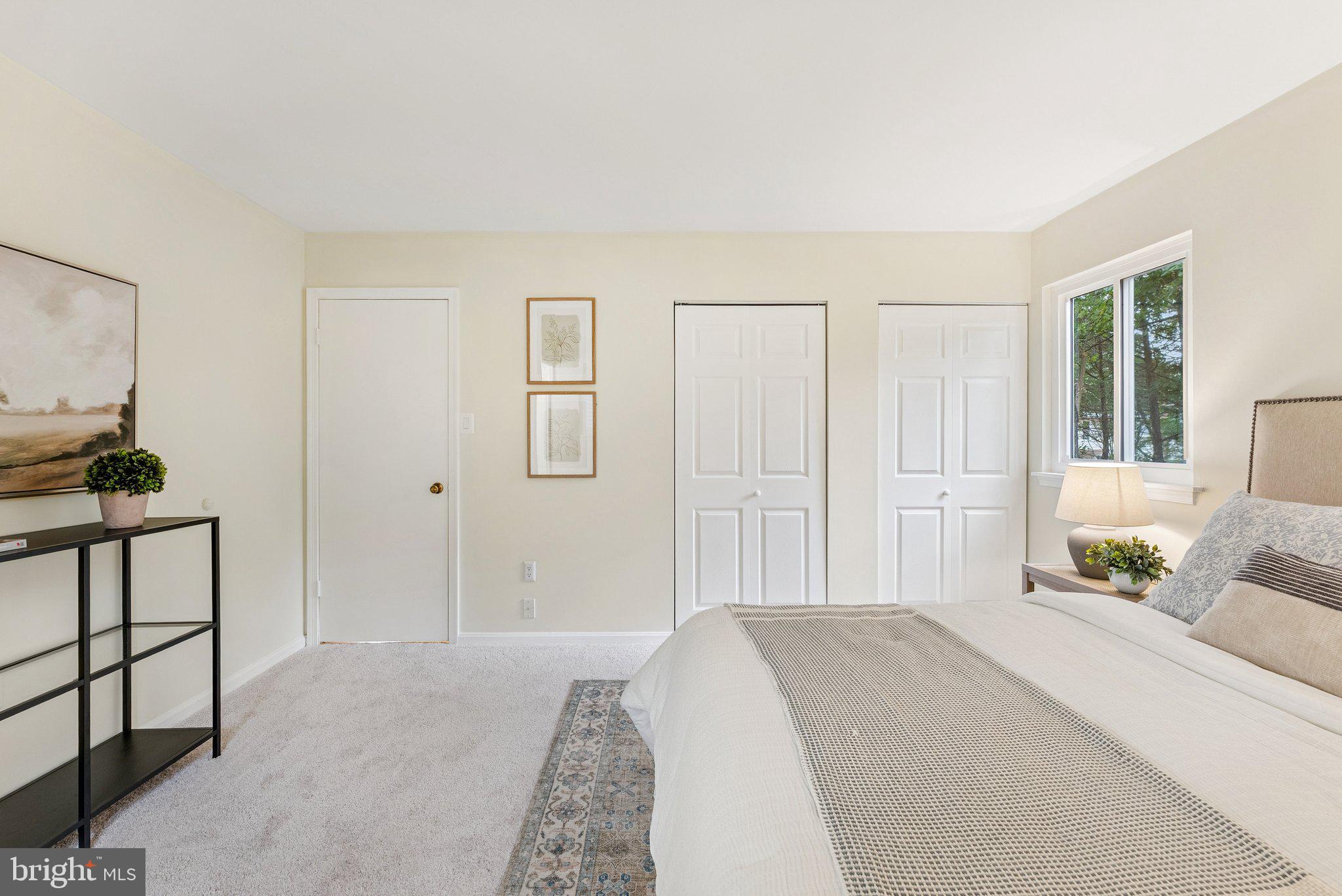 LAKE RIDGE - Residential