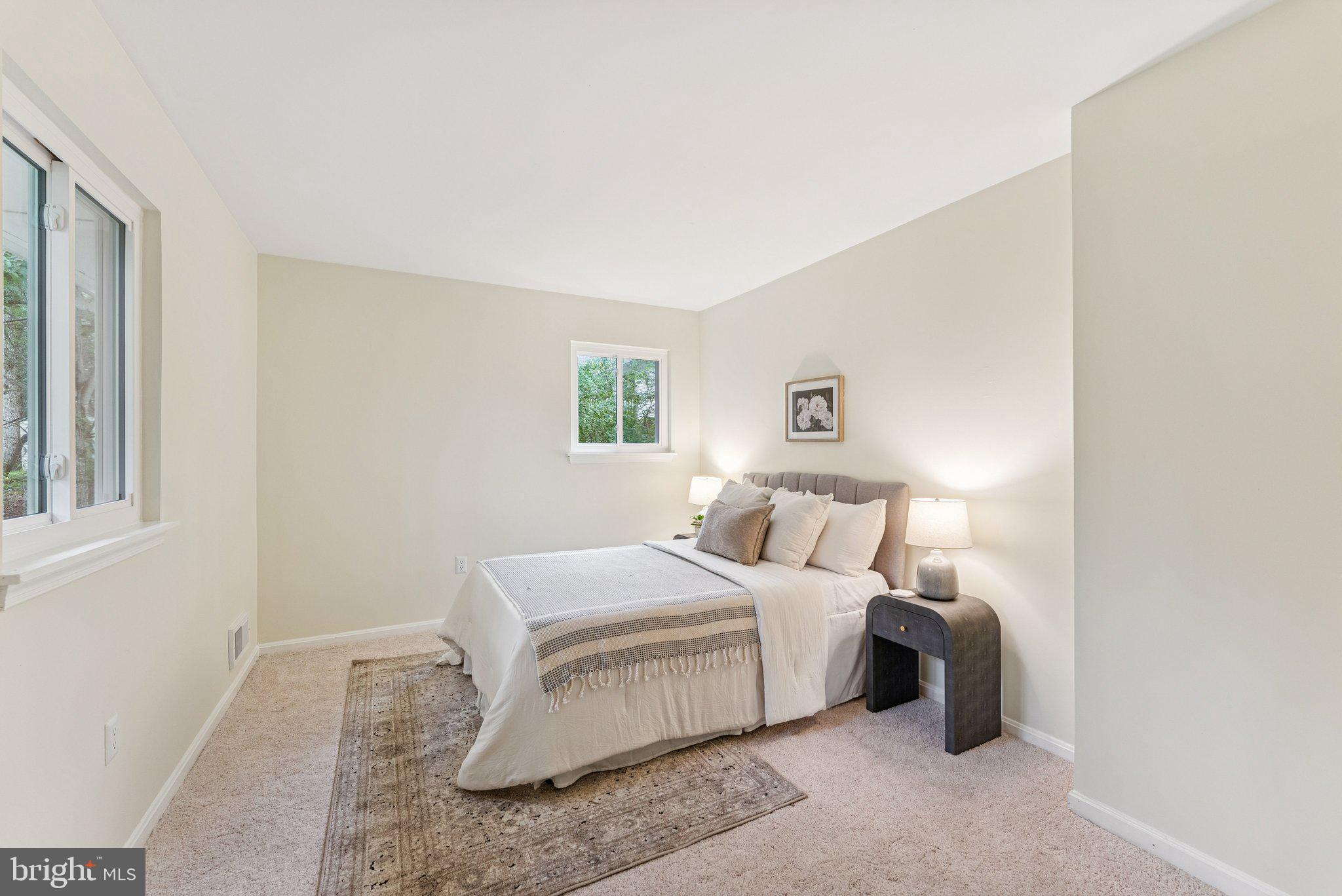 LAKE RIDGE - Residential