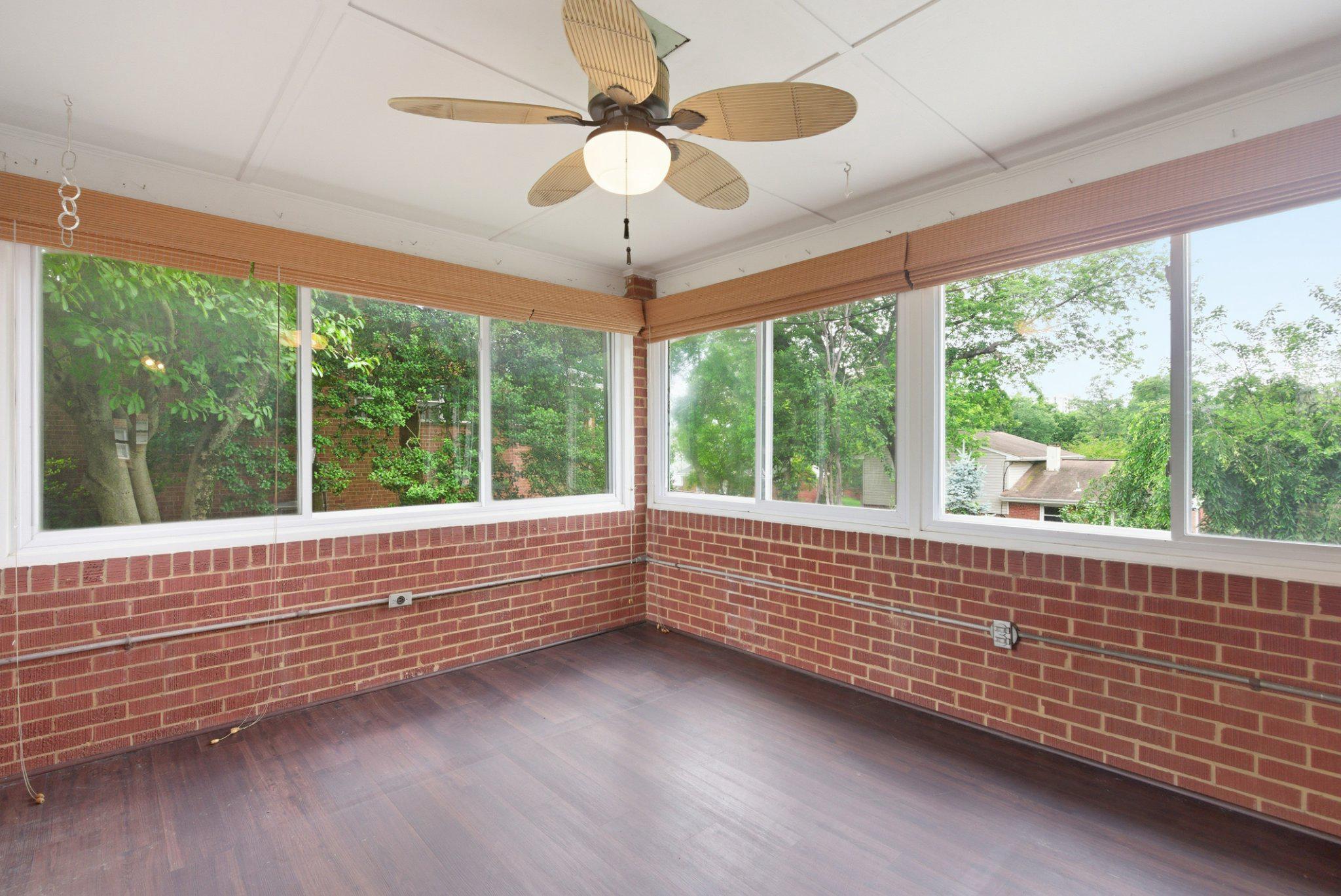 RAY PARK ESTATES - Residential