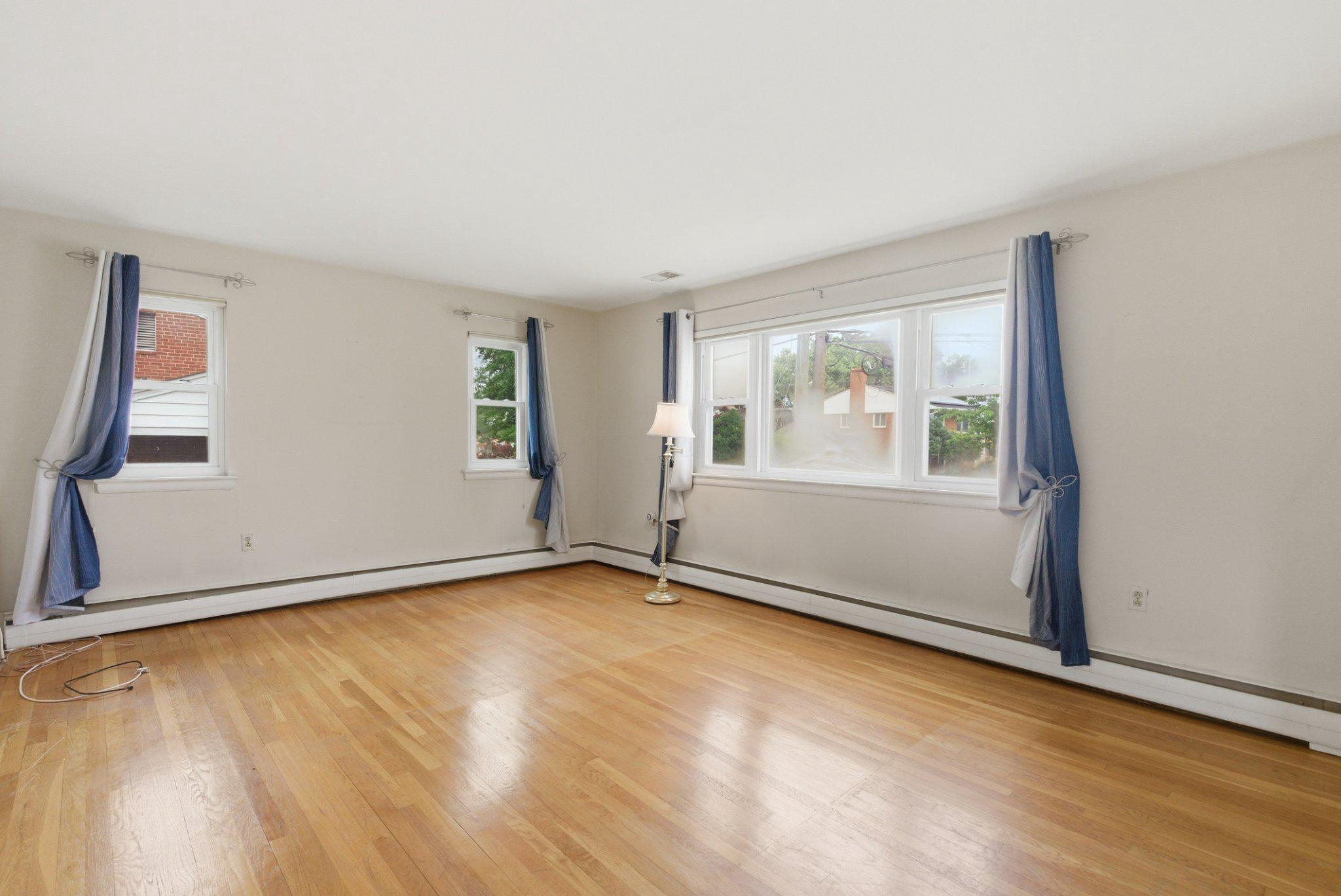 RAY PARK ESTATES - Residential