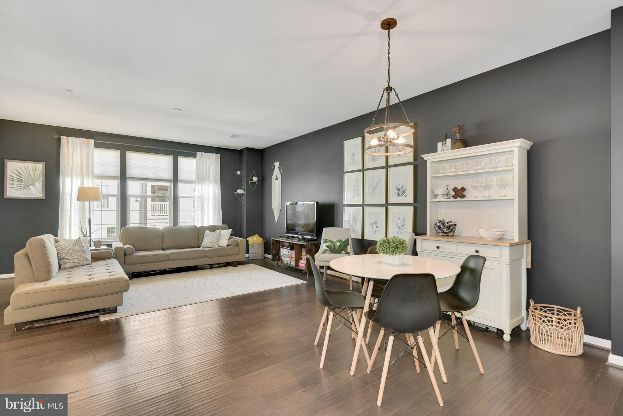 VIRGINIA MANOR CONDOMINIUM - Residential