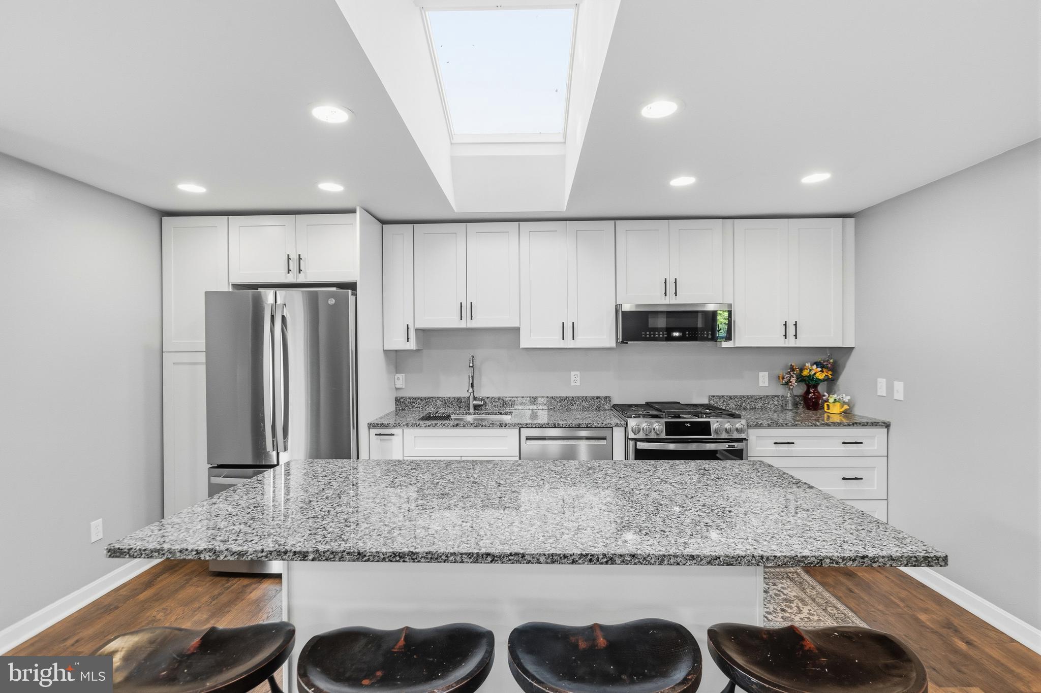 PENNSBURY HILLS - Residential