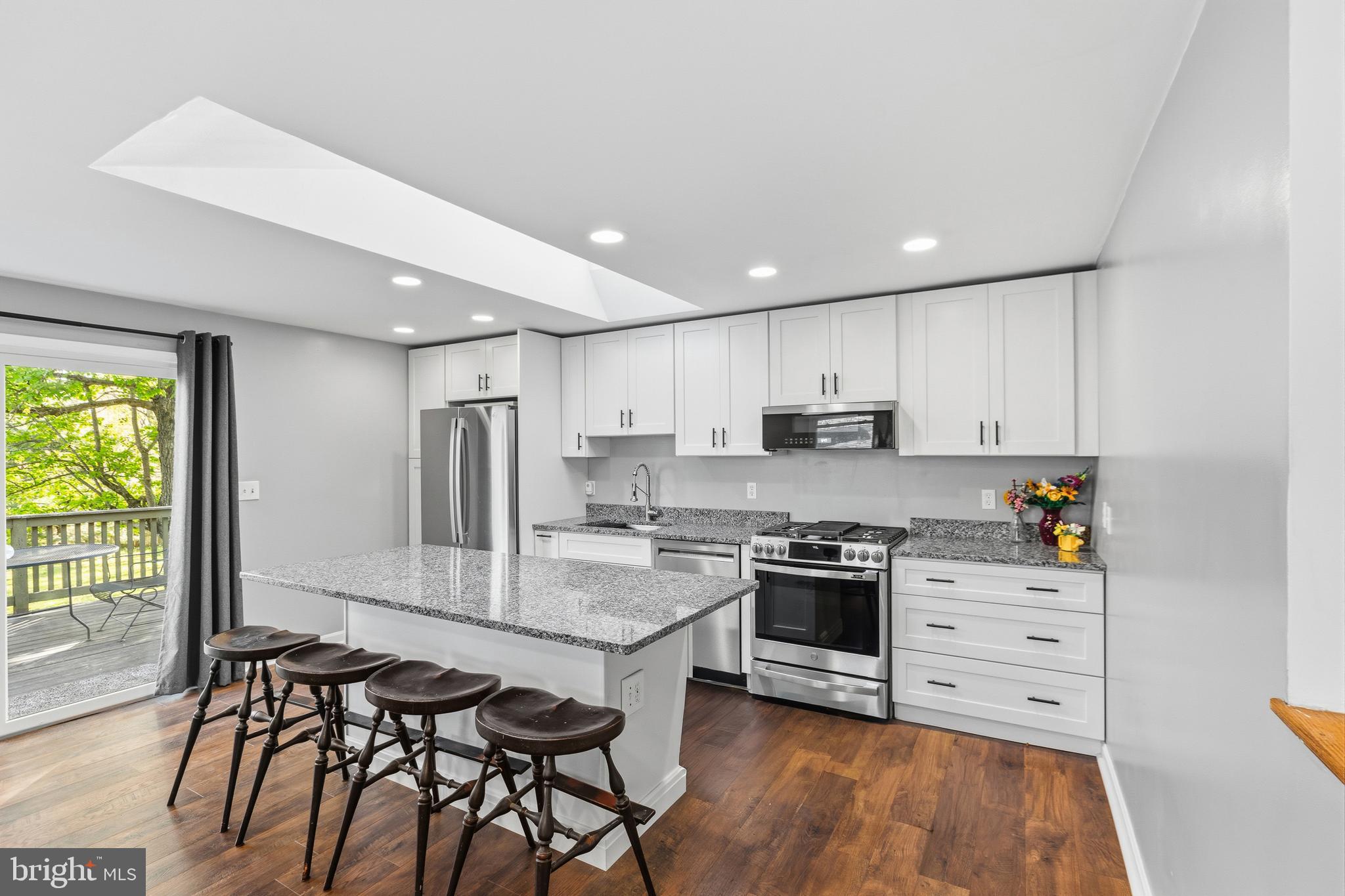 PENNSBURY HILLS - Residential