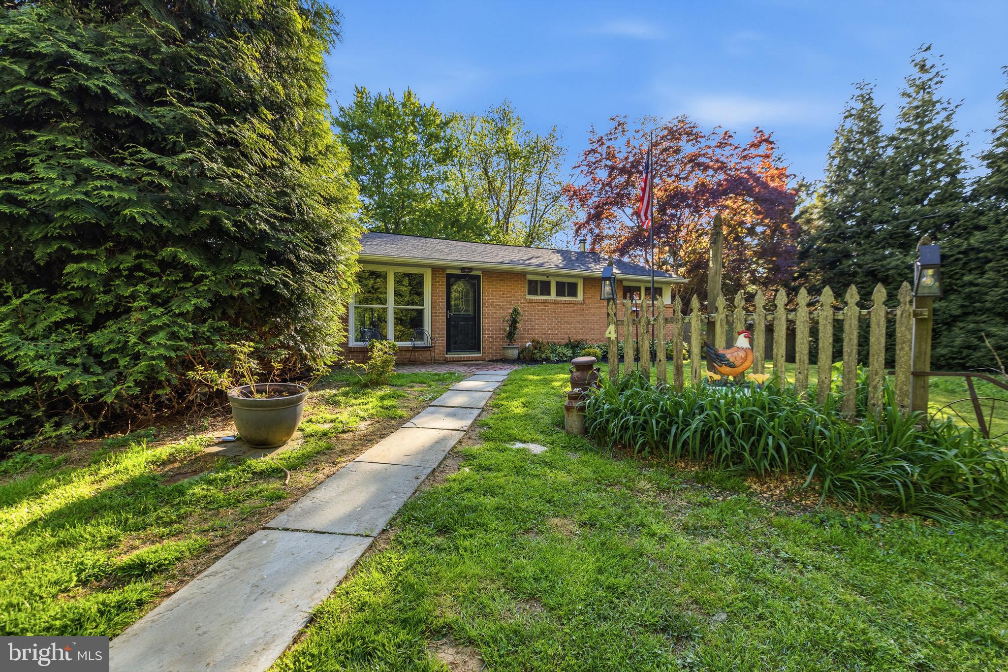 PENNSBURY HILLS - Residential