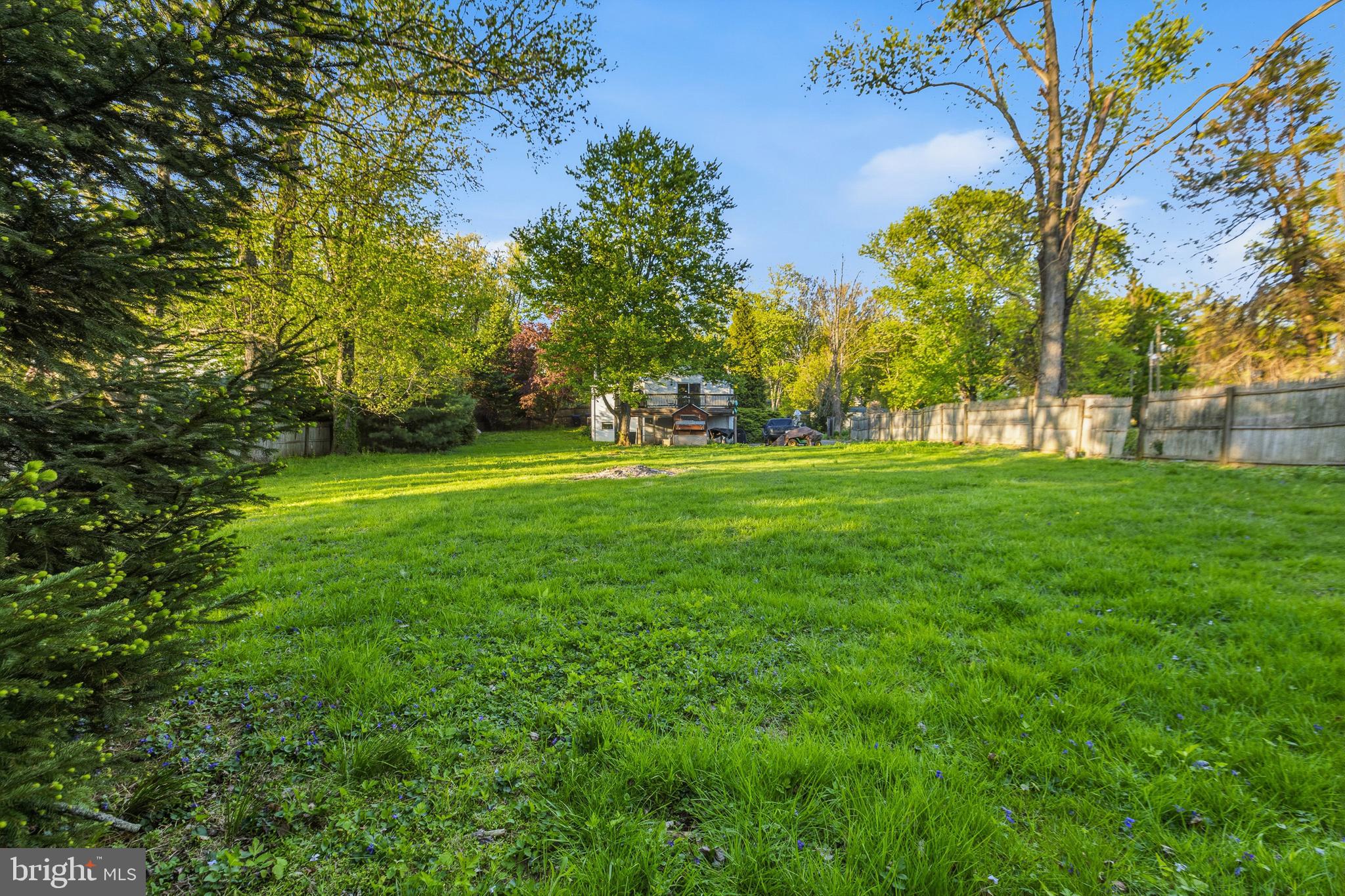 PENNSBURY HILLS - Residential