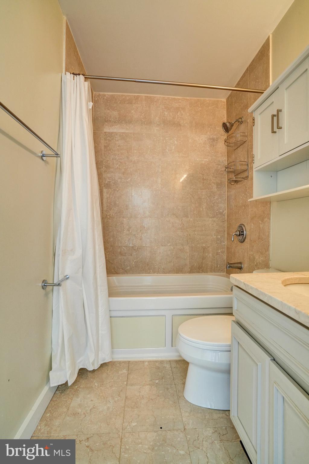 GRADUATE HOSPITAL - Residential