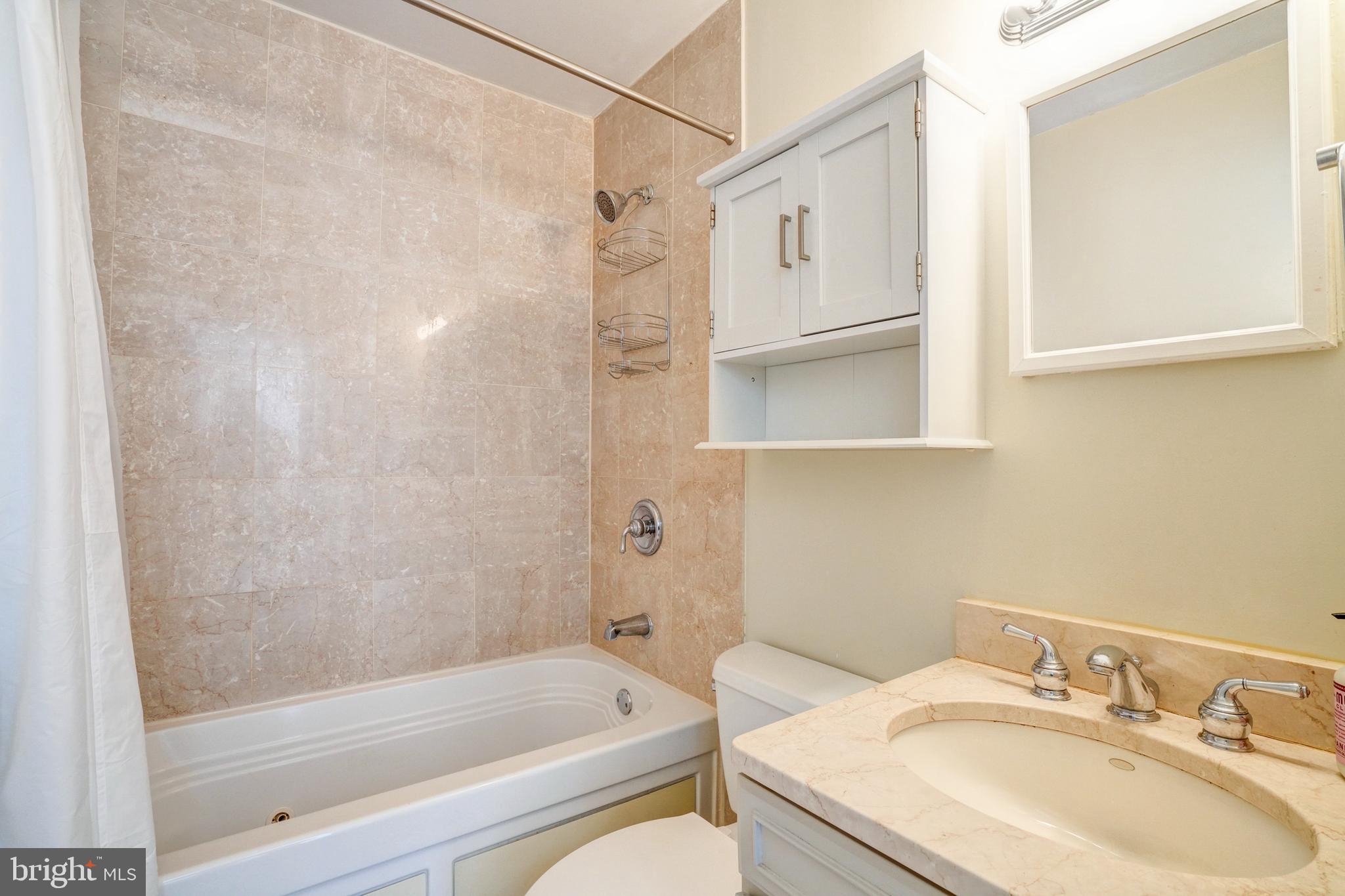 GRADUATE HOSPITAL - Residential