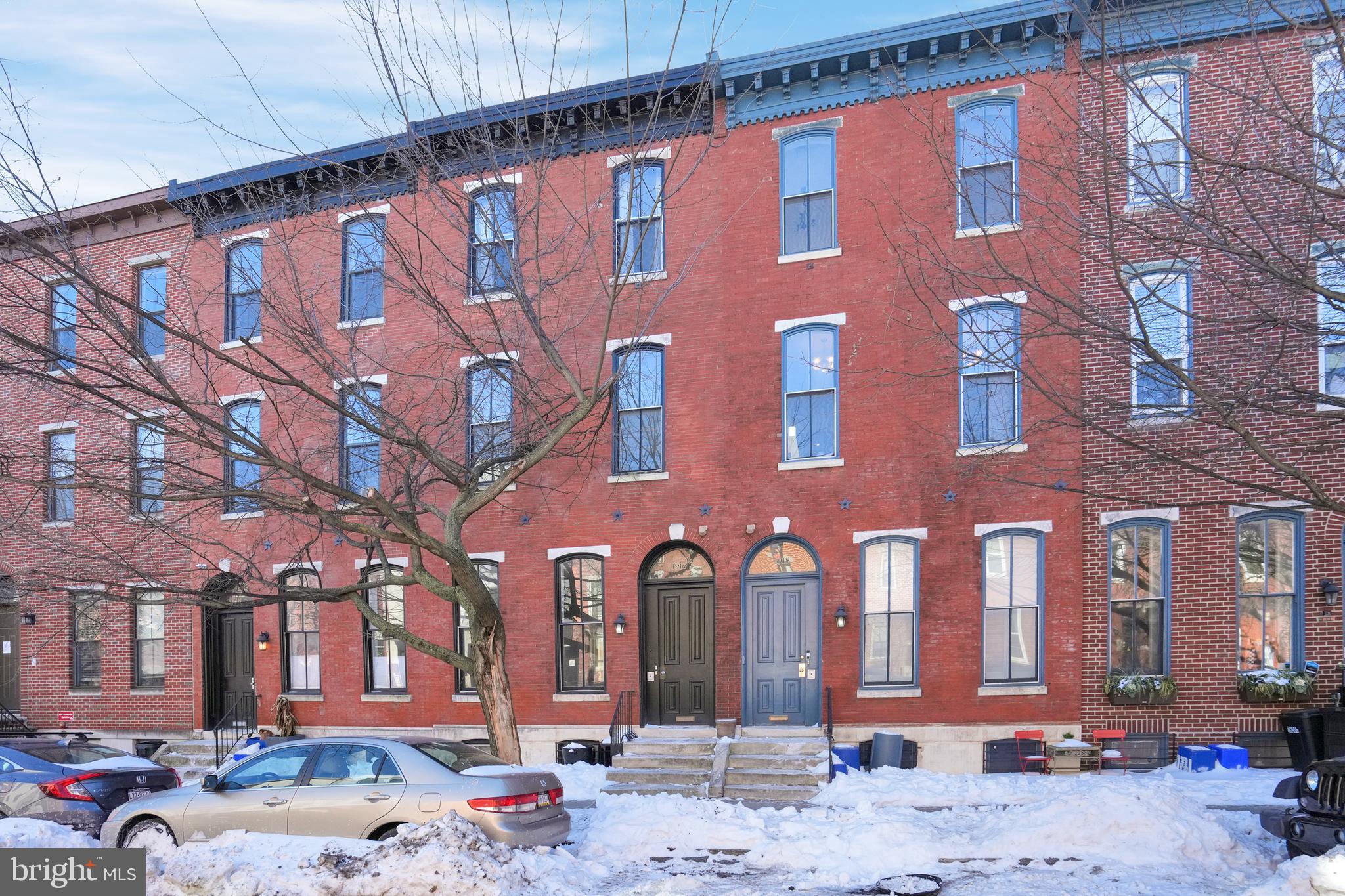 1916 CHRISTIAN STREET B