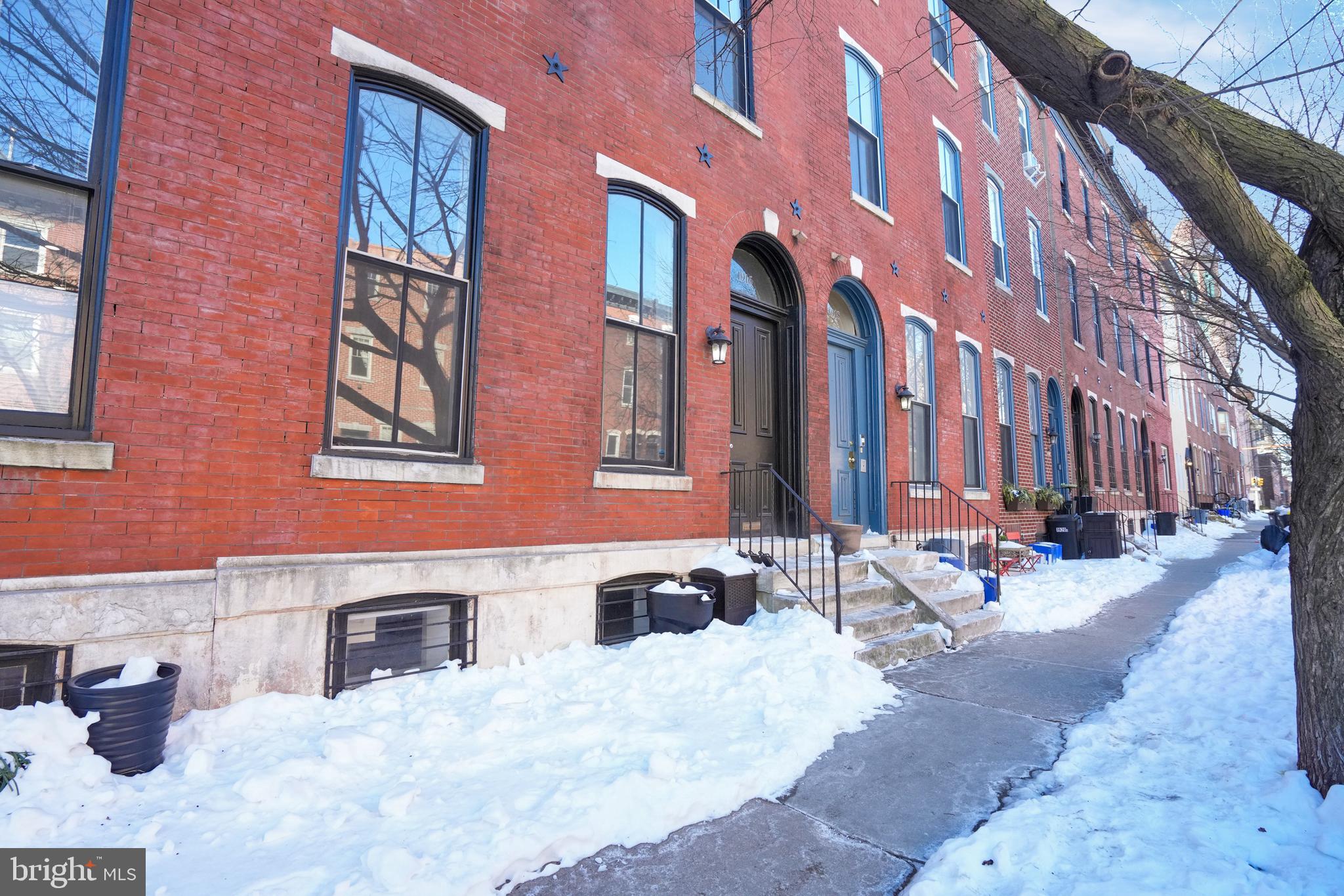 1916 CHRISTIAN STREET B