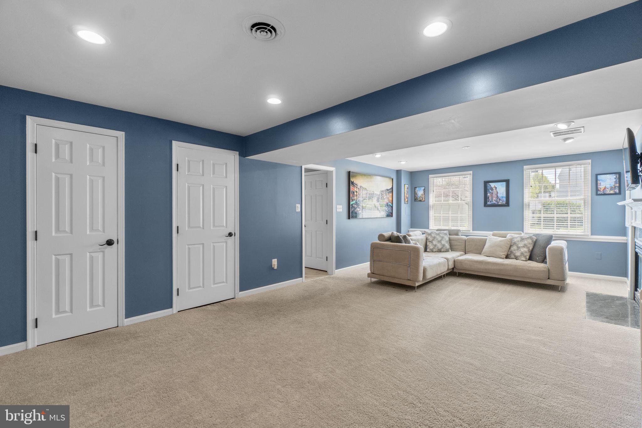 NEW MARKET WEST - Residential