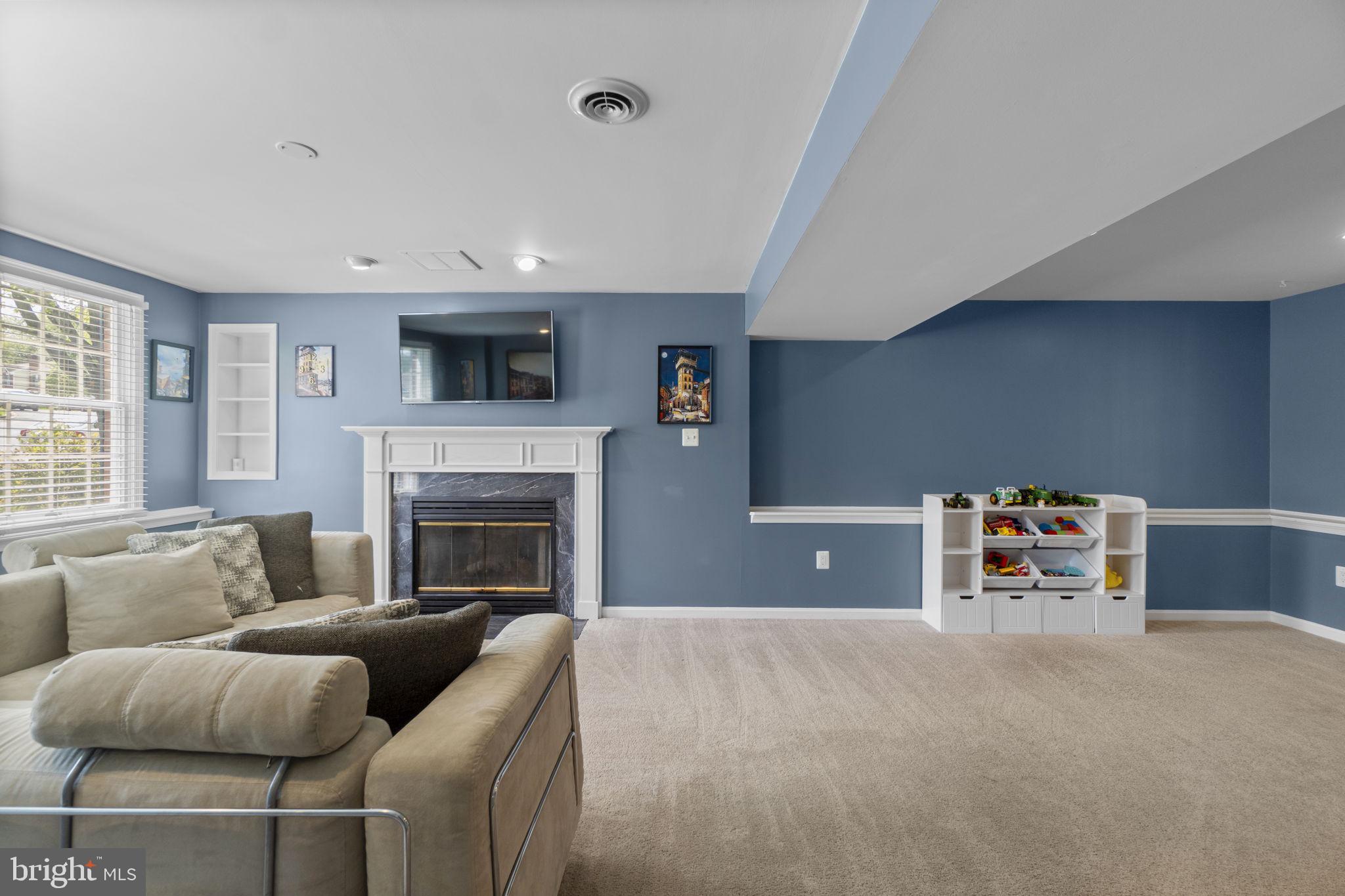 NEW MARKET WEST - Residential