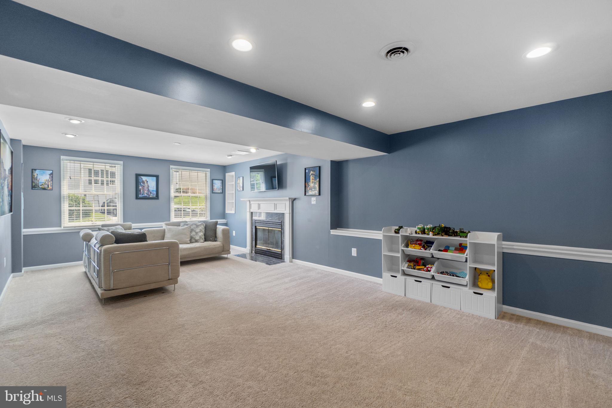 NEW MARKET WEST - Residential