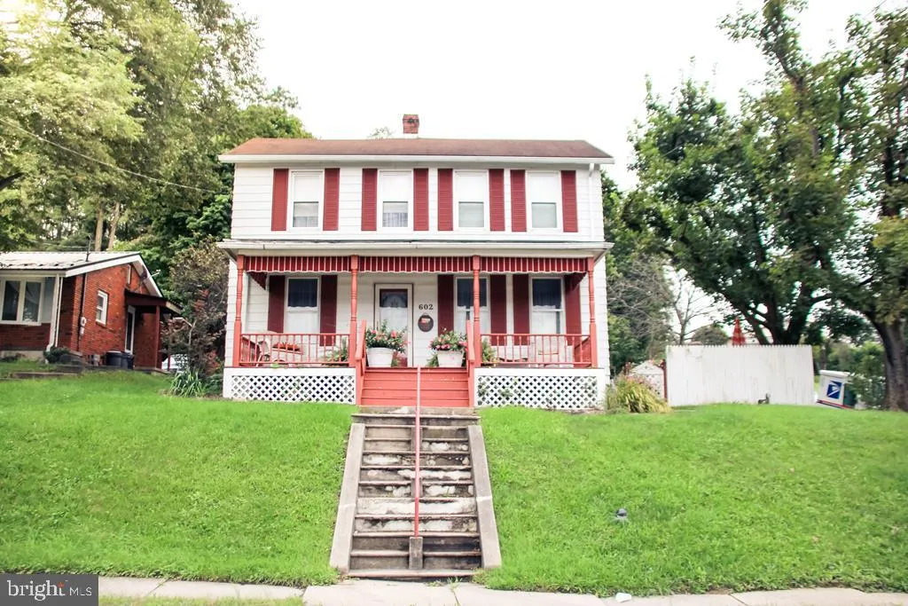 602 E Walnut Street, Lewistown, PA 17044