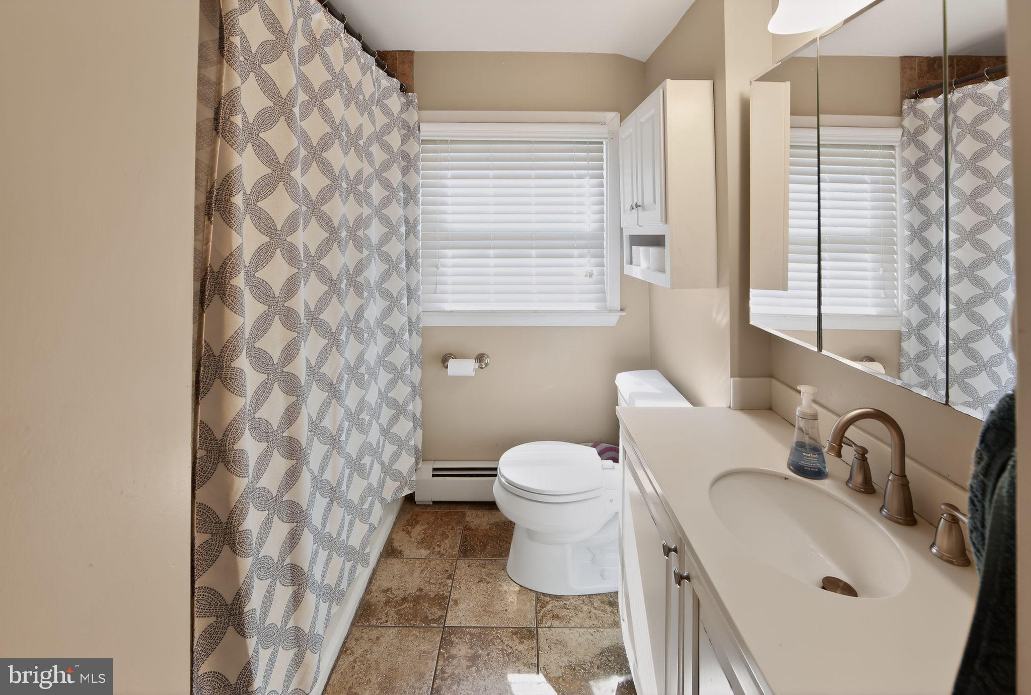 THORNBURY ESTATES - Residential