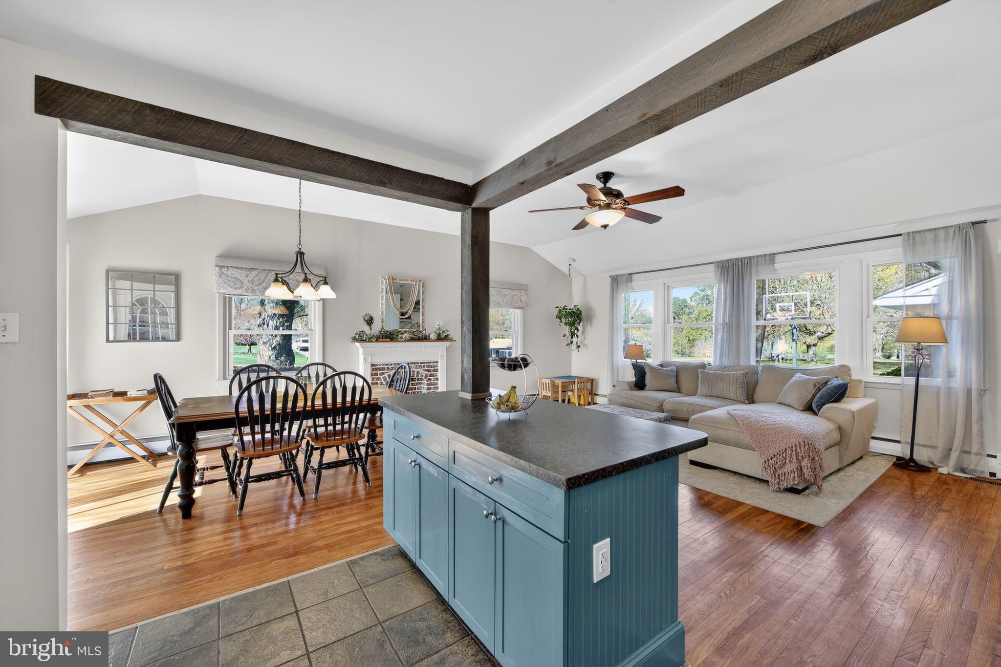 THORNBURY ESTATES - Residential