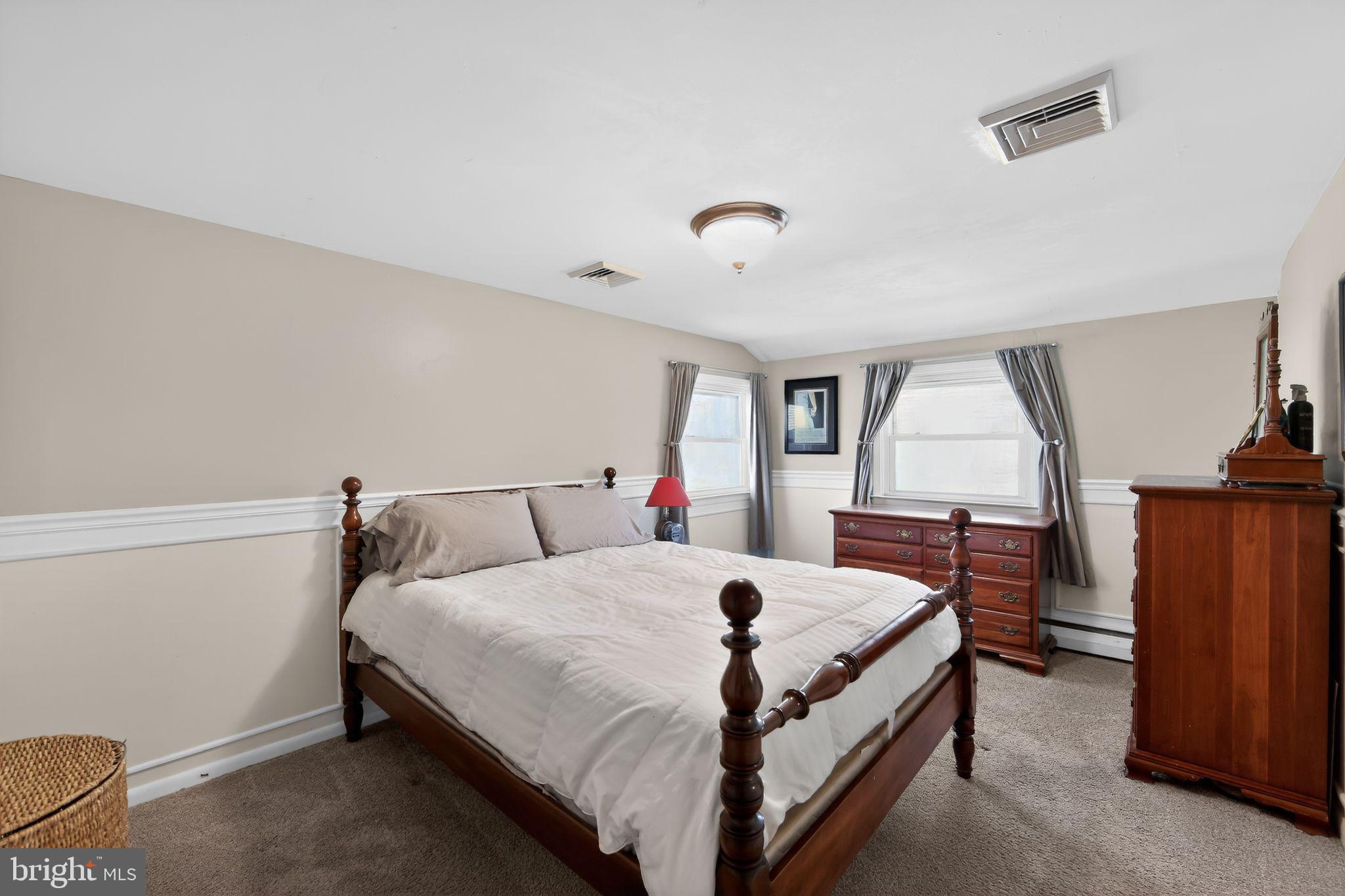 THORNBURY ESTATES - Residential