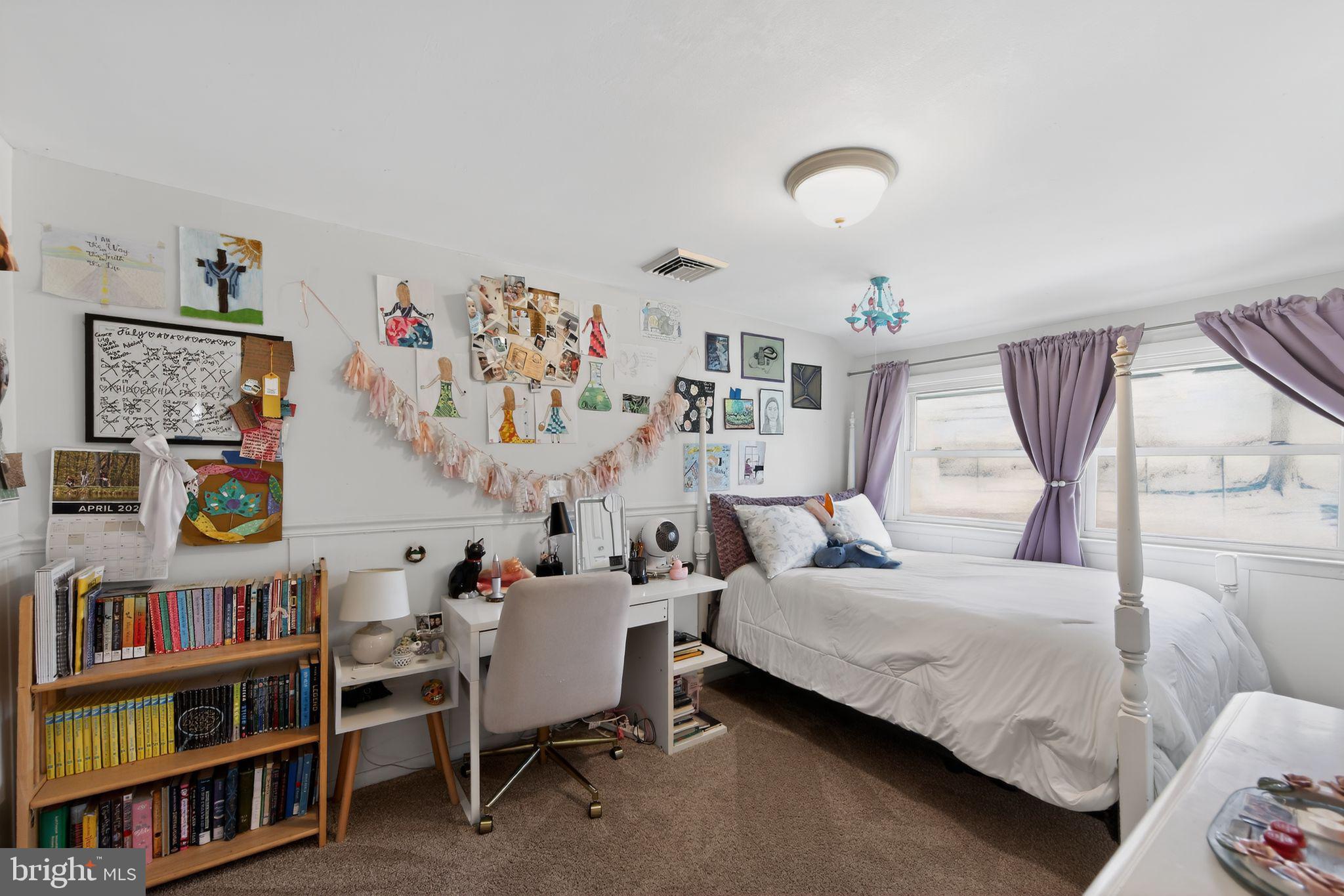 THORNBURY ESTATES - Residential