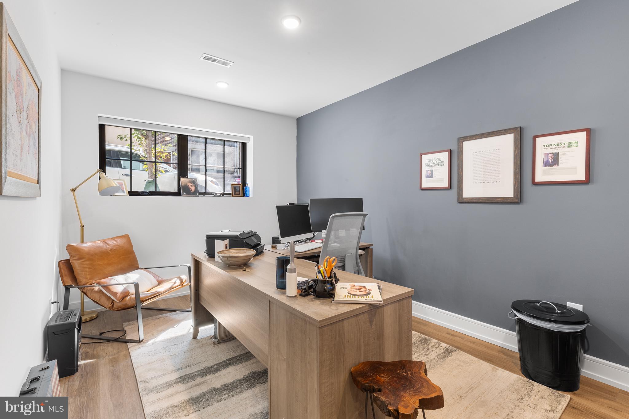 GRADUATE HOSPITAL - Residential