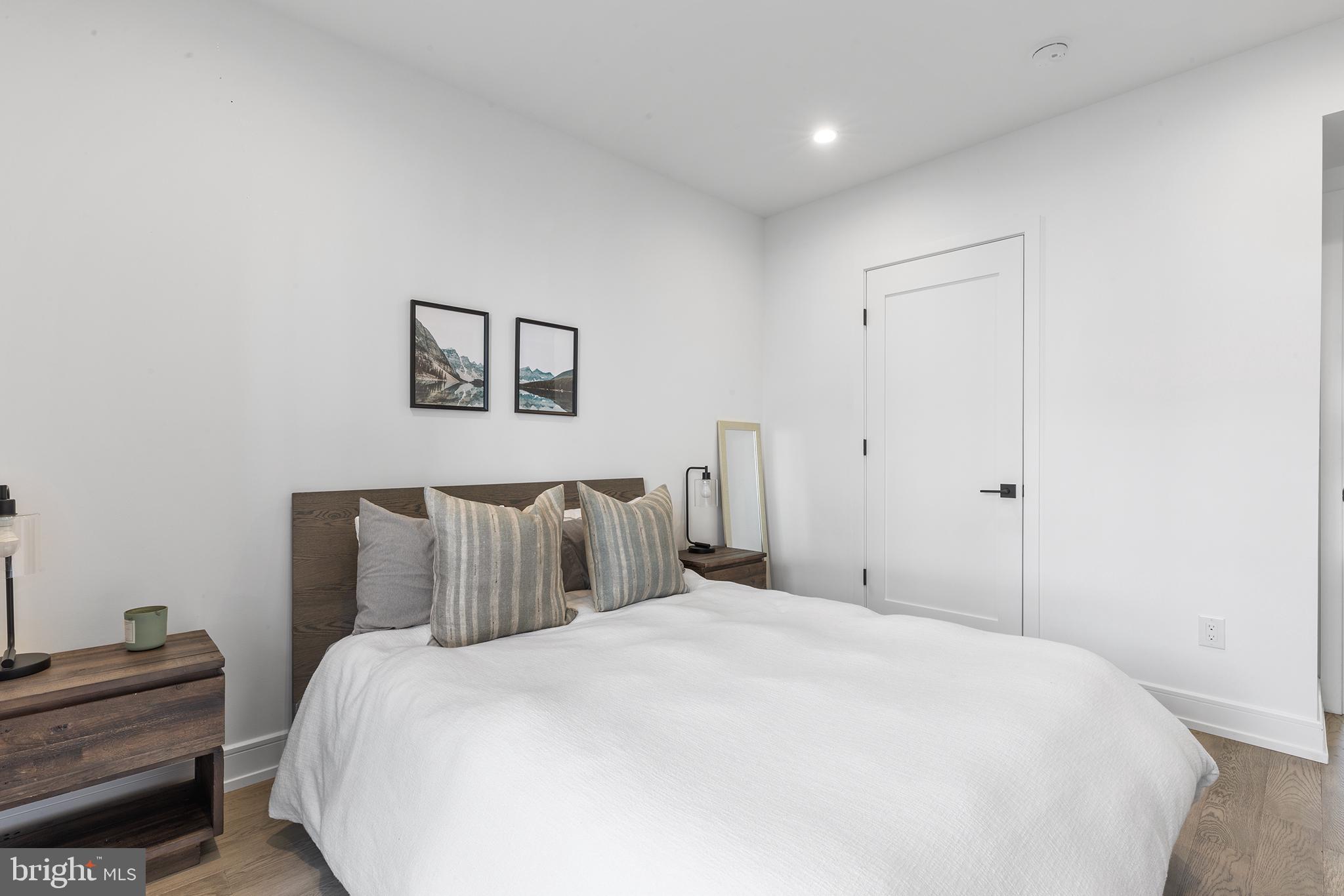 GRADUATE HOSPITAL - Residential