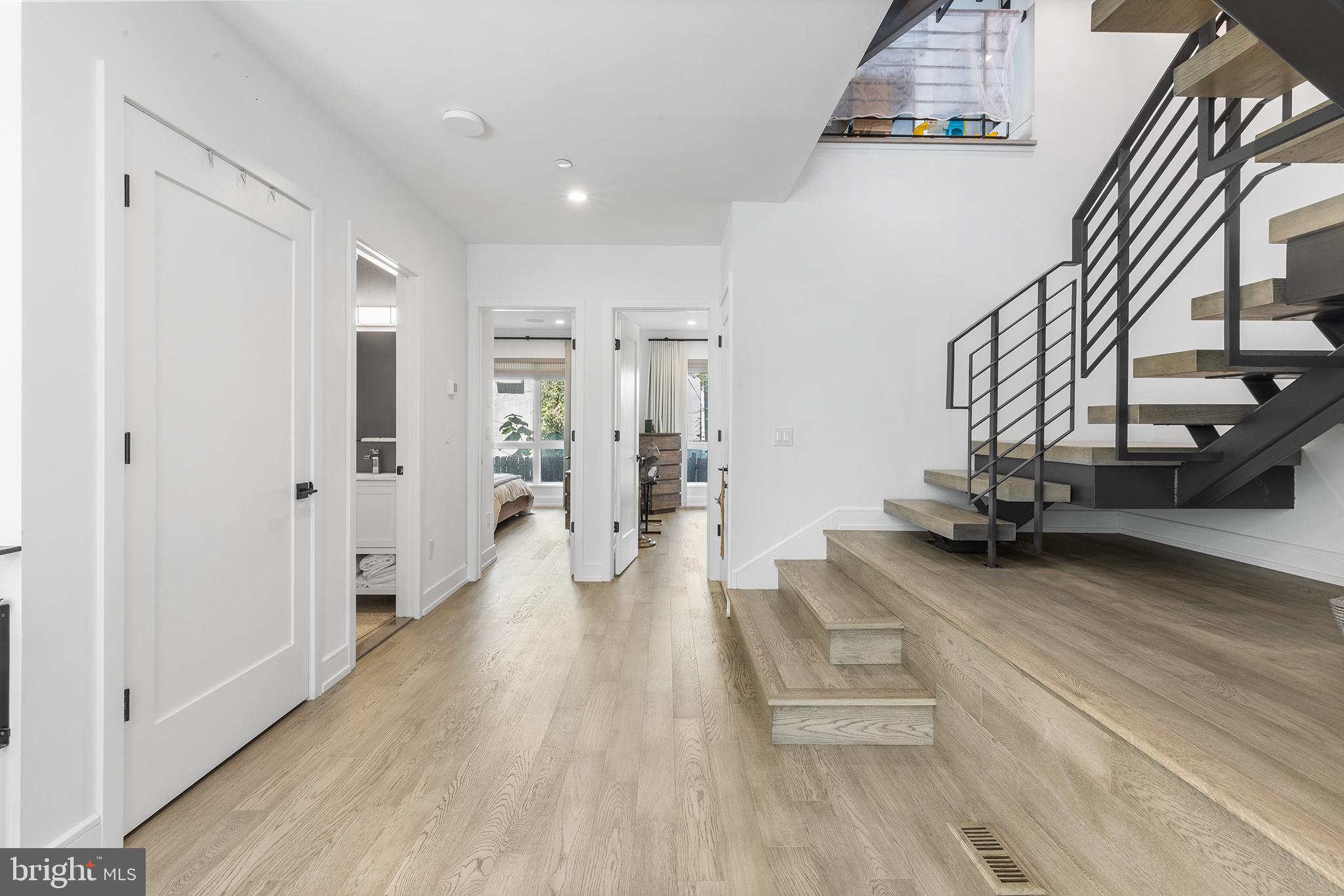 GRADUATE HOSPITAL - Residential