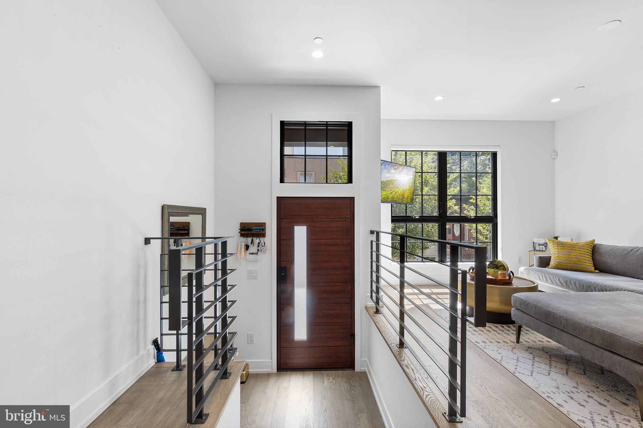 GRADUATE HOSPITAL - Residential