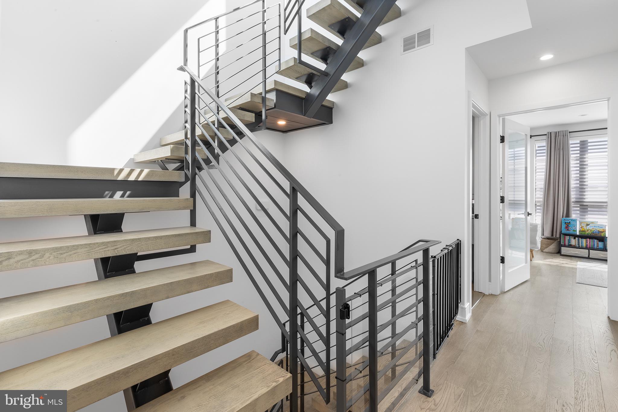 GRADUATE HOSPITAL - Residential