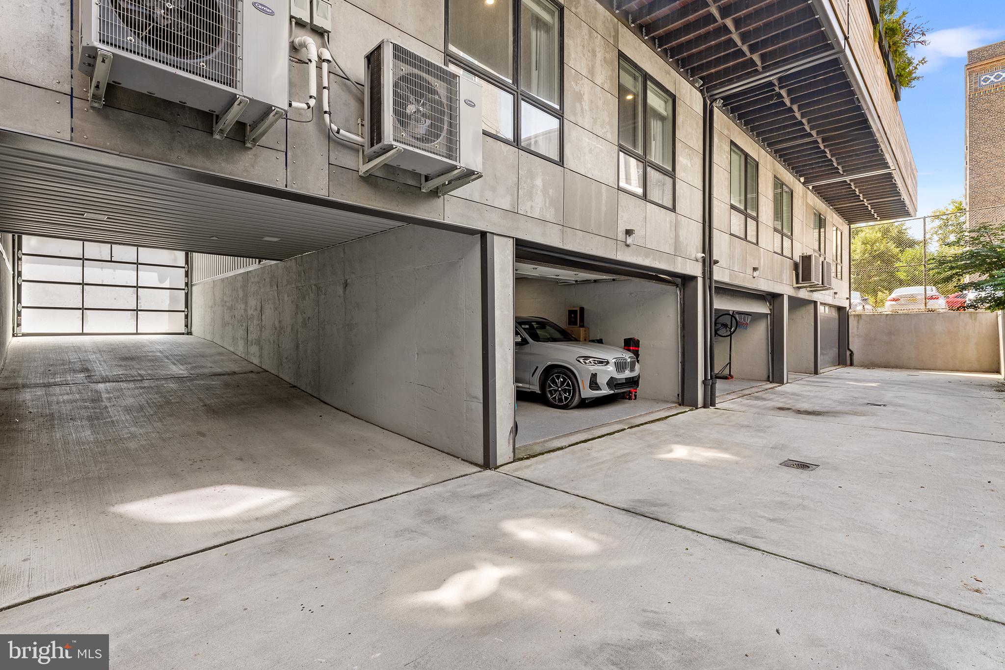 GRADUATE HOSPITAL - Residential