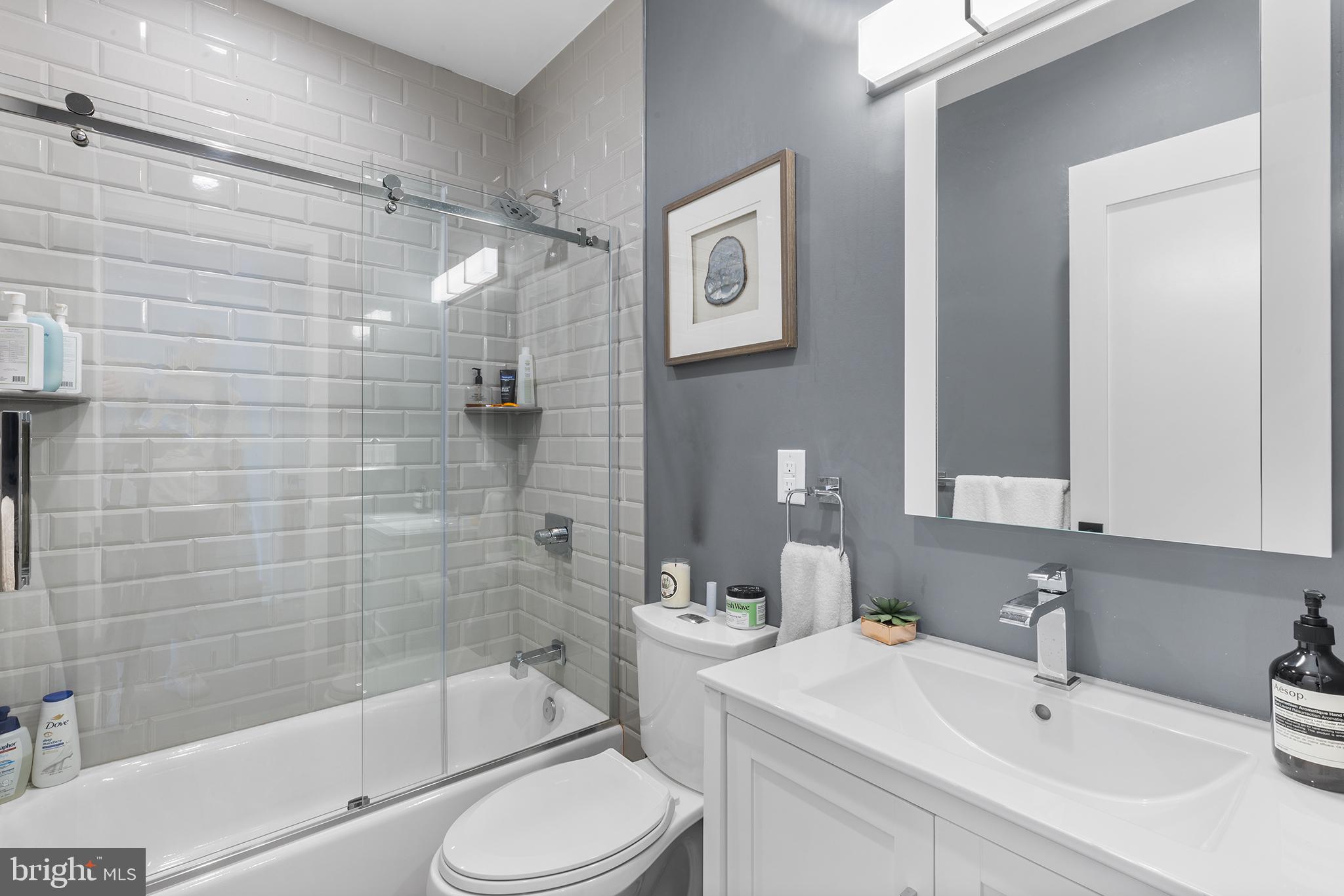 GRADUATE HOSPITAL - Residential