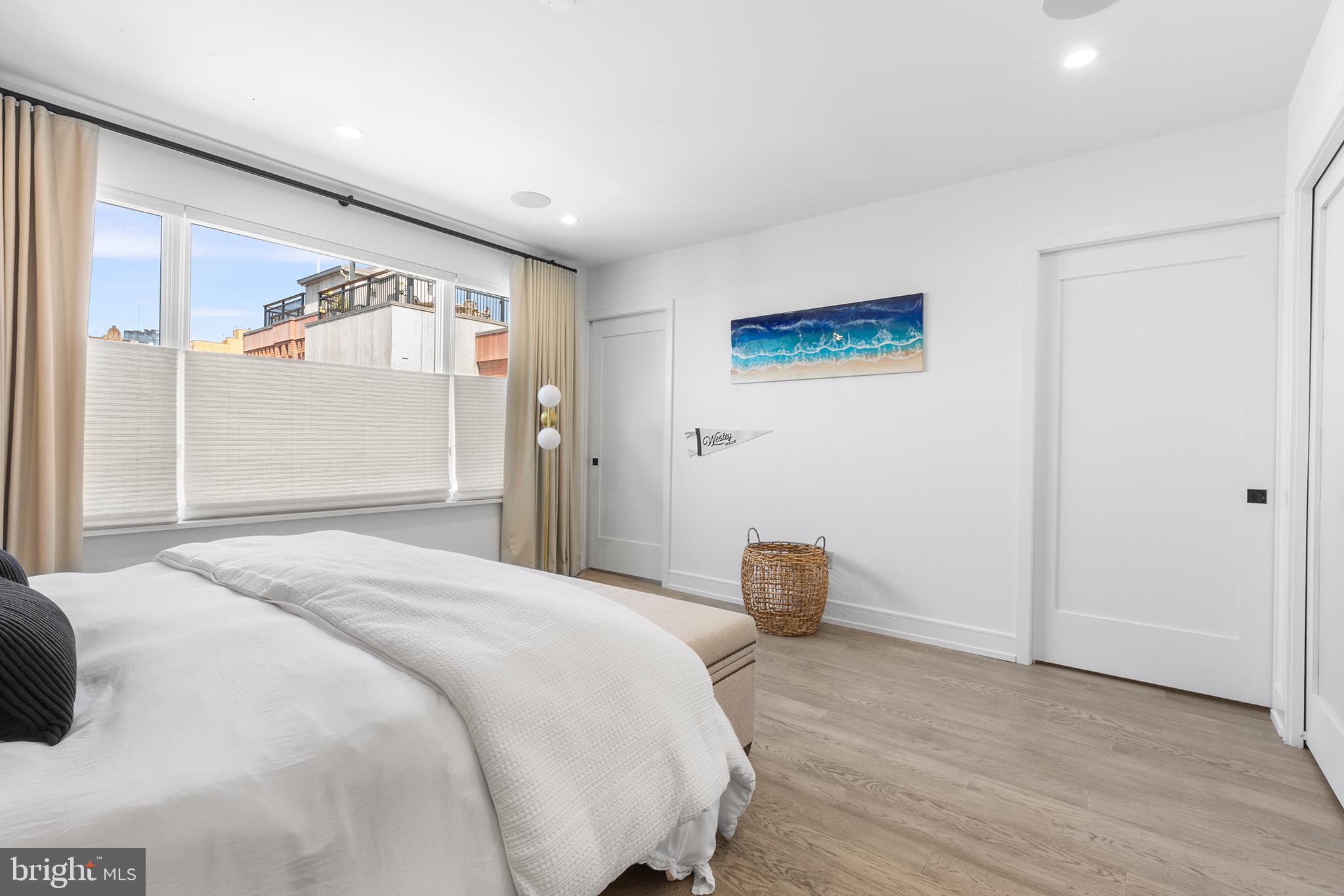 GRADUATE HOSPITAL - Residential