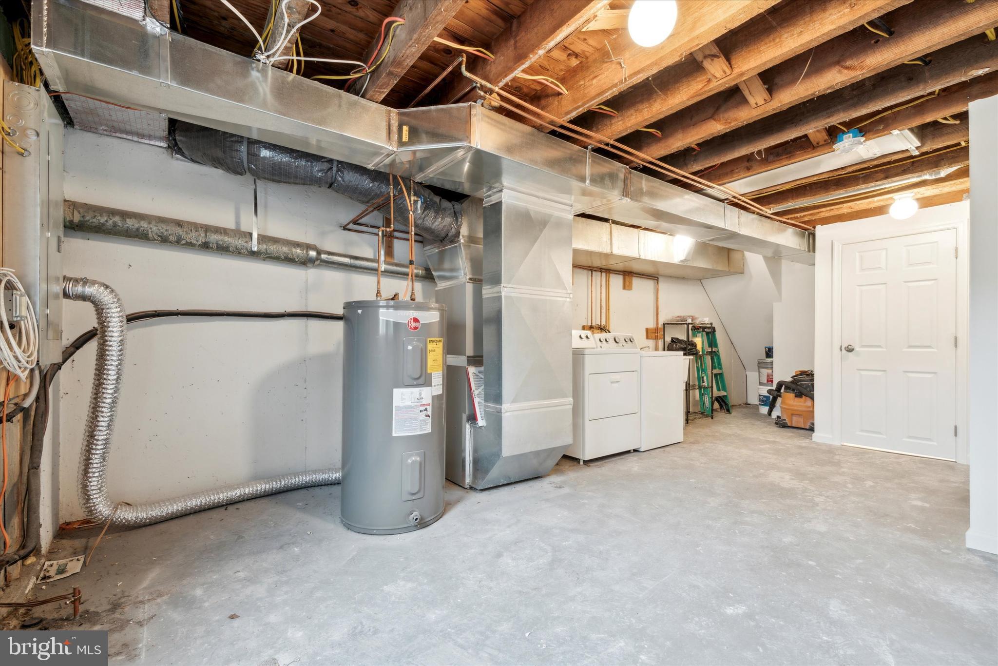 WESTBROOK PARK - Residential Lease