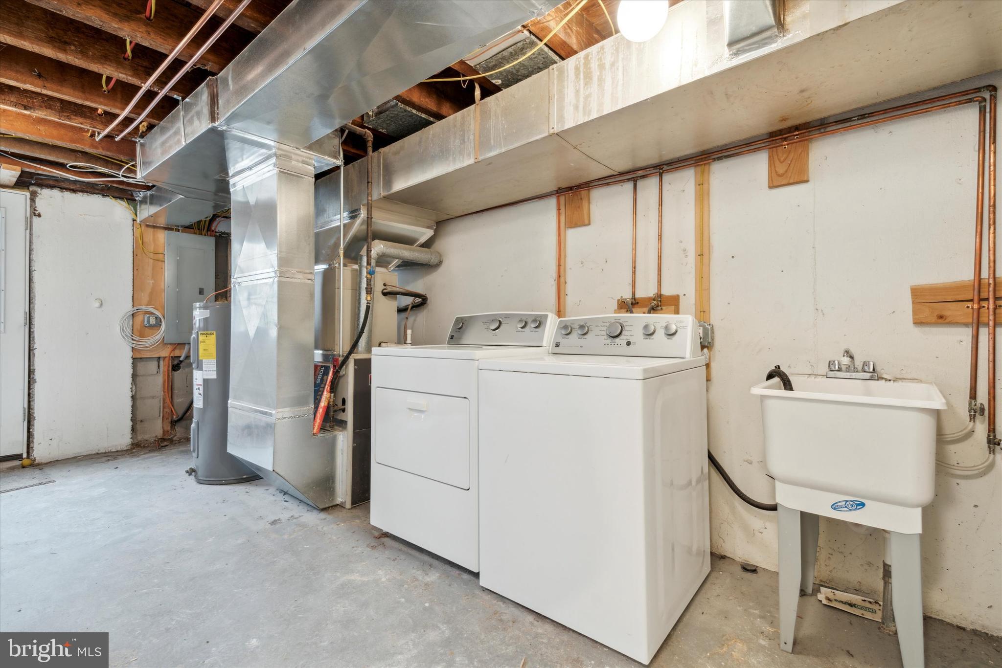 WESTBROOK PARK - Residential Lease