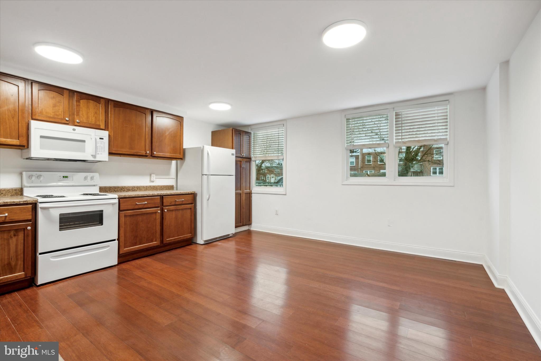 WESTBROOK PARK - Residential Lease
