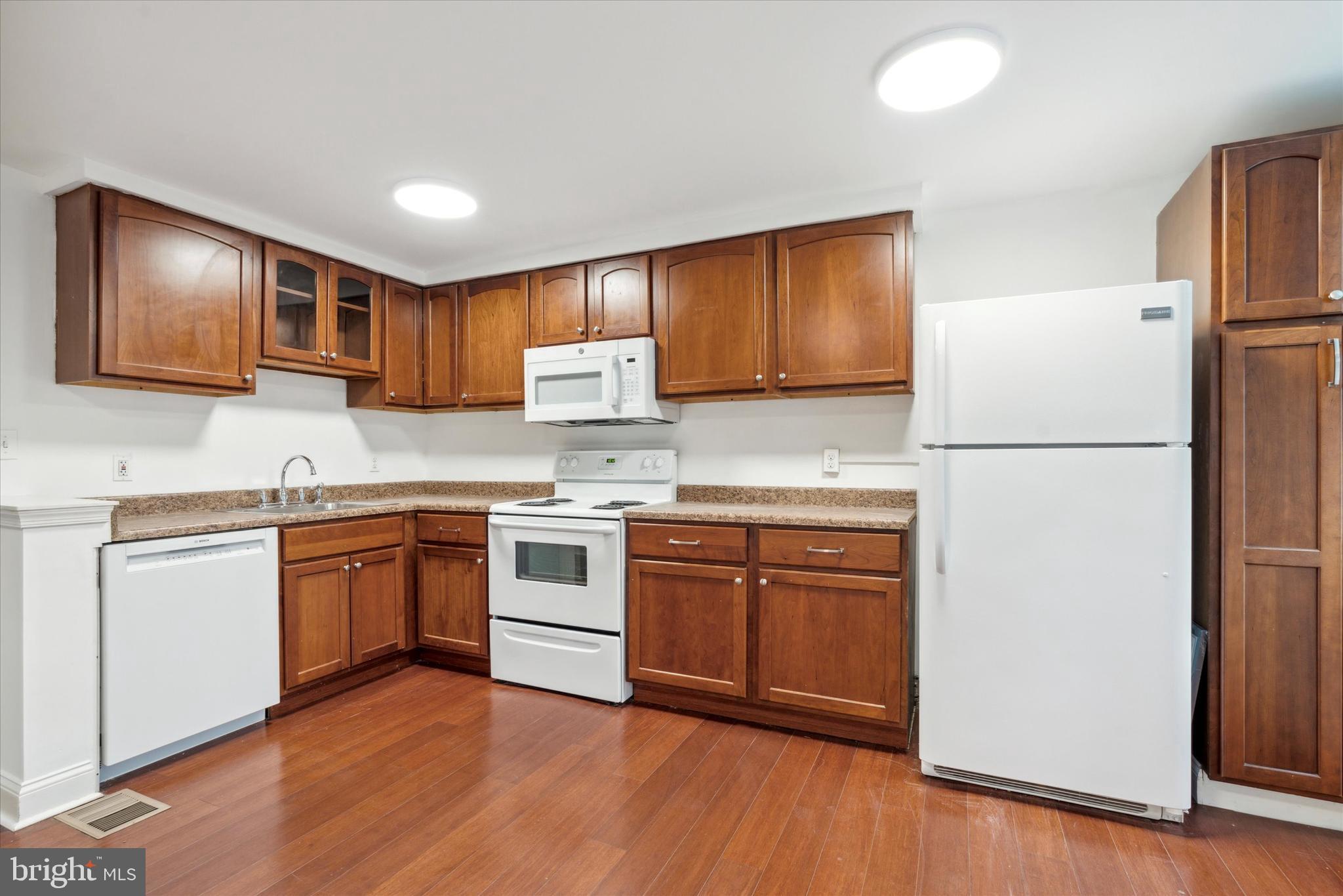 WESTBROOK PARK - Residential Lease
